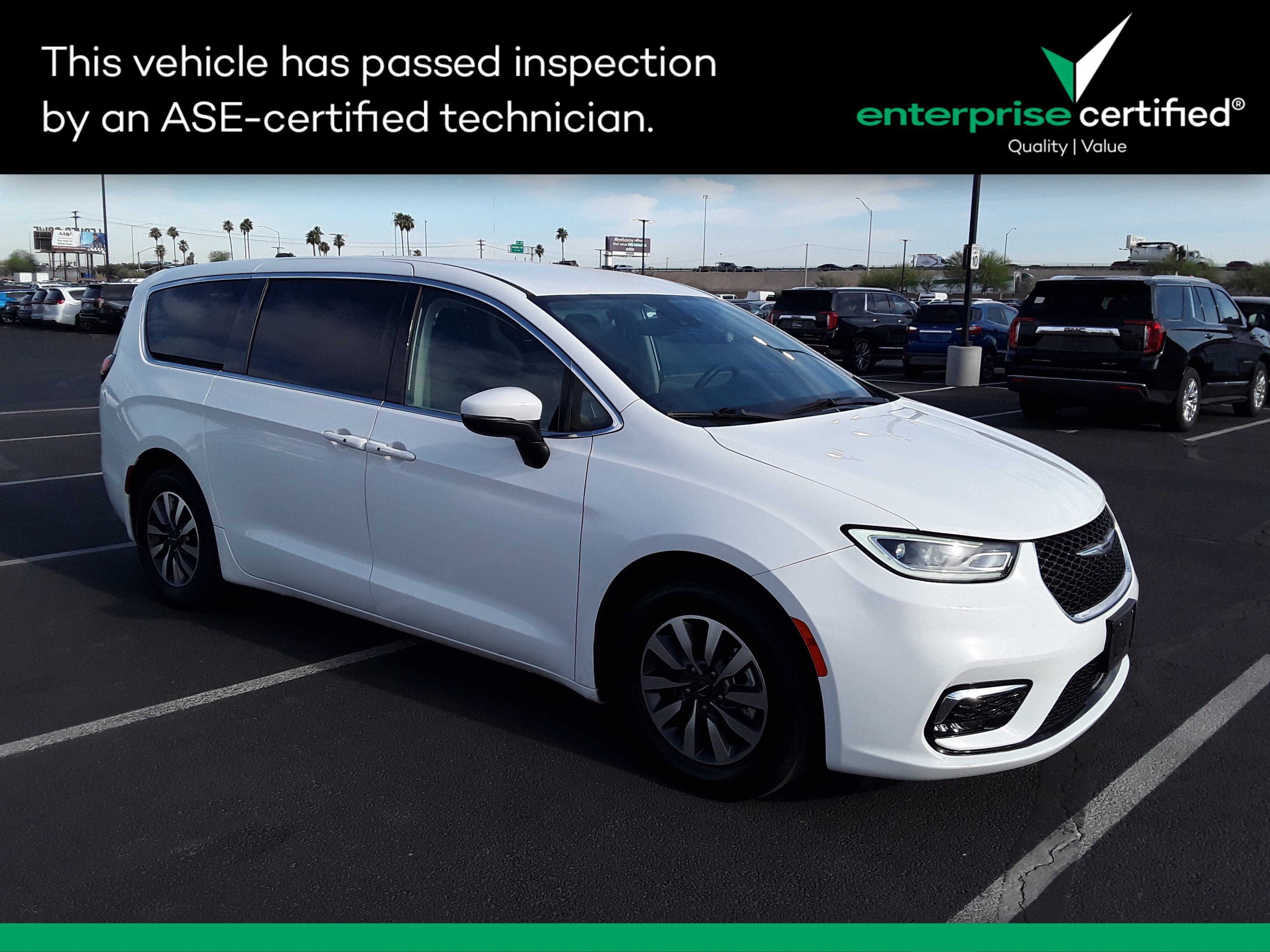 2023 Chrysler Pacifica Hybrid Touring L FWD