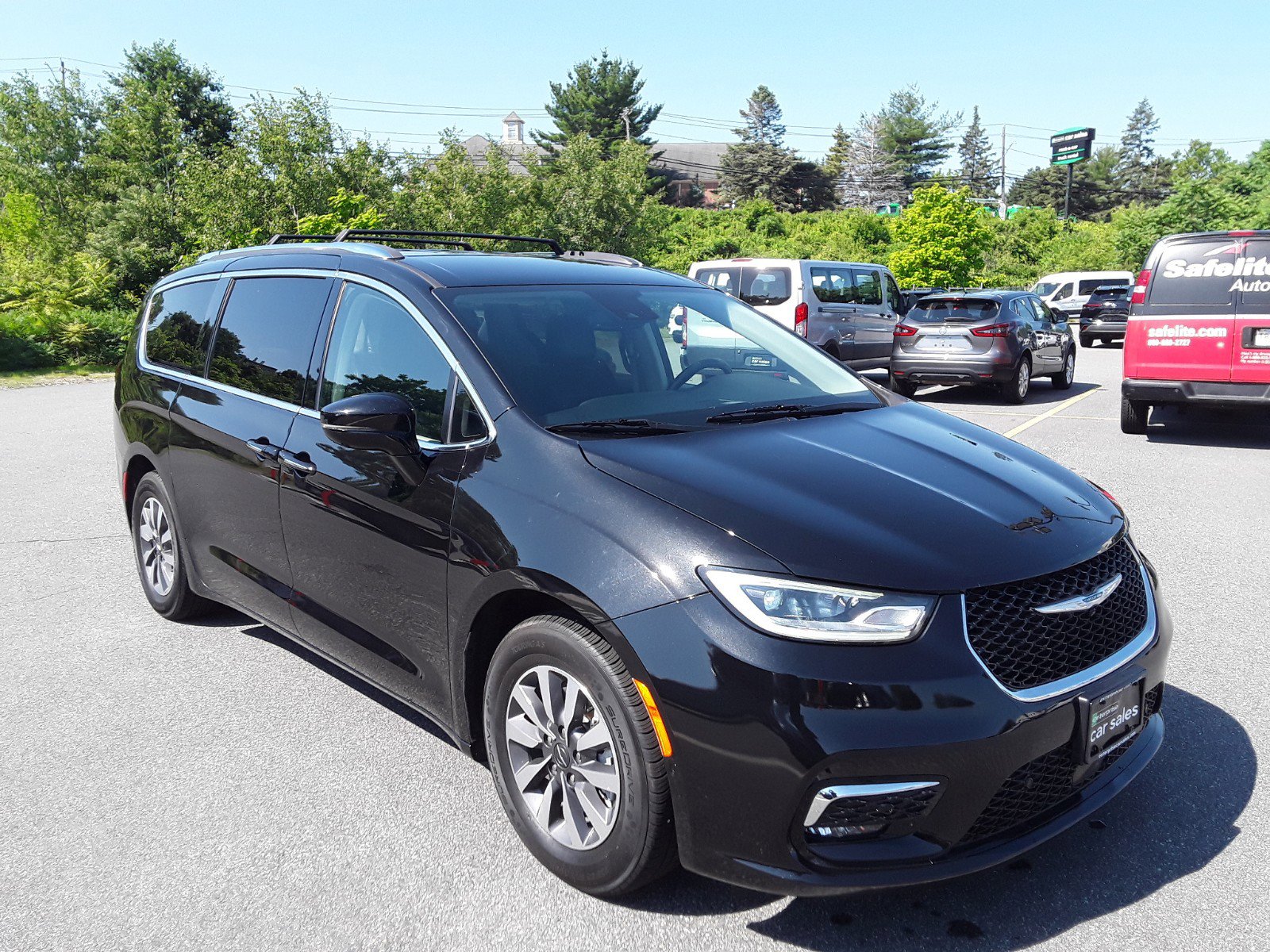 2021 Chrysler Pacifica Hybrid Touring L FWD