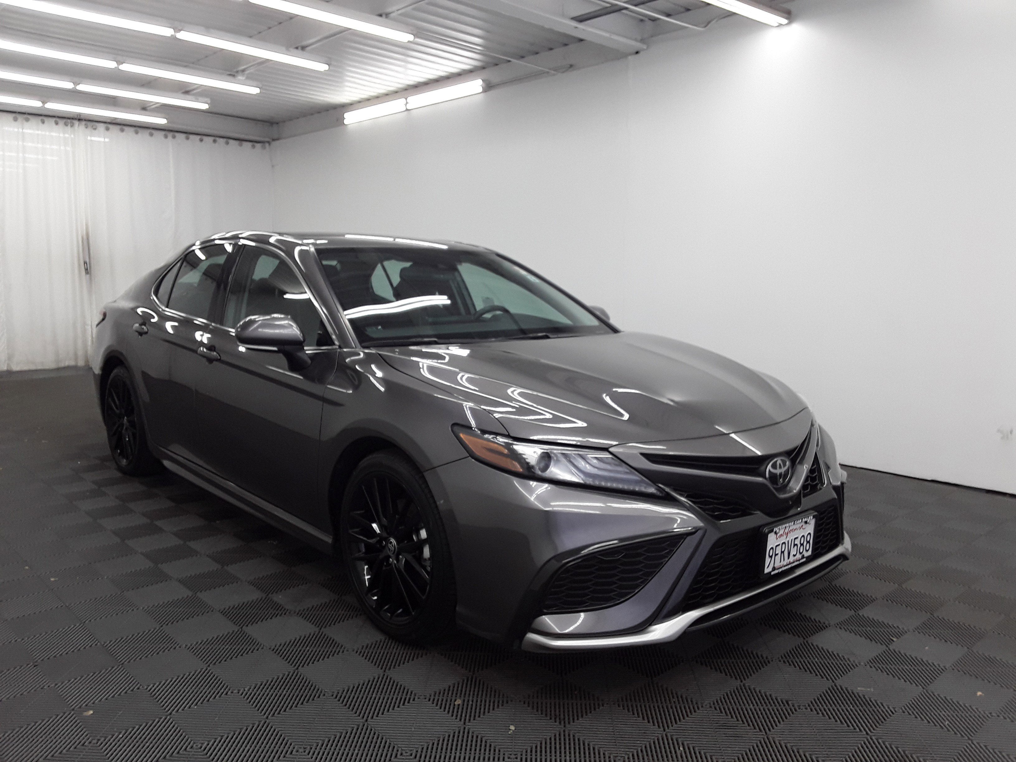 2023 Toyota Camry XSE Auto