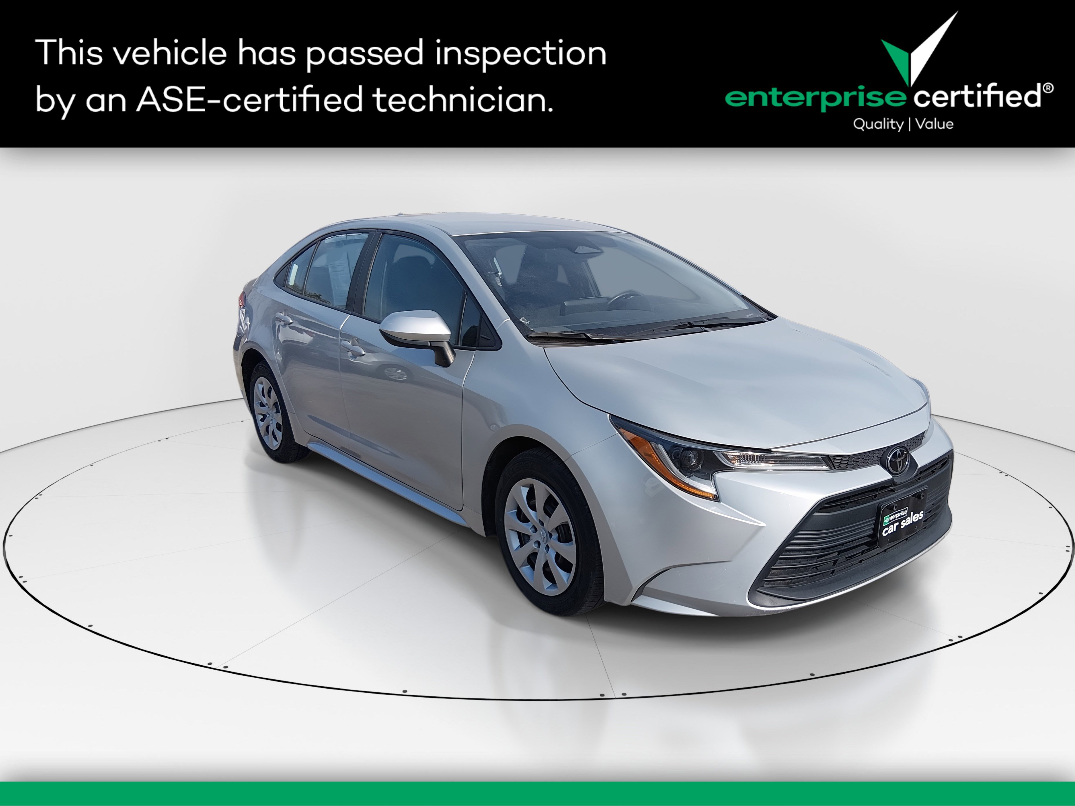 2023 Toyota Corolla LE's photo