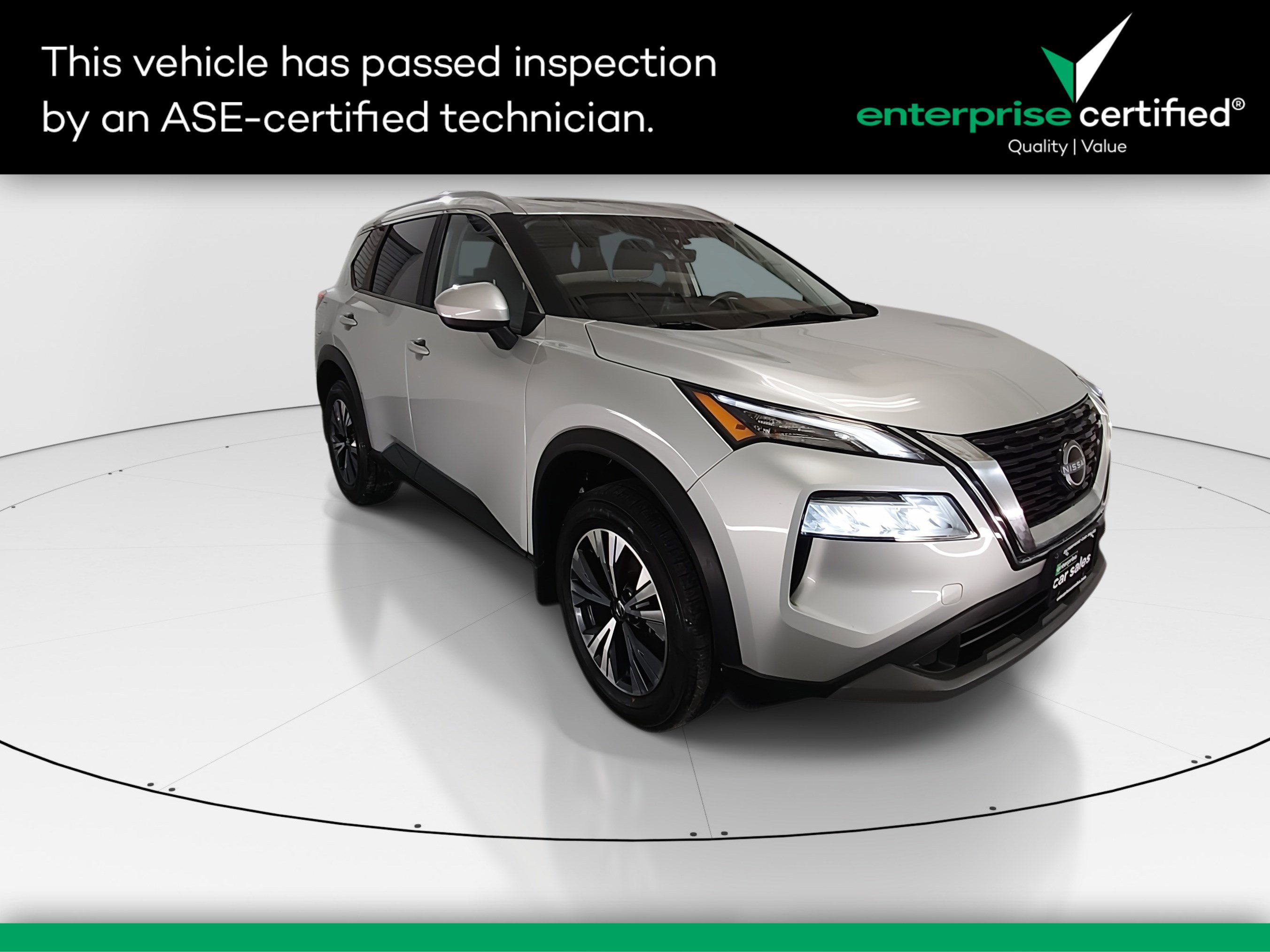 2023 Nissan Rogue SV's photo