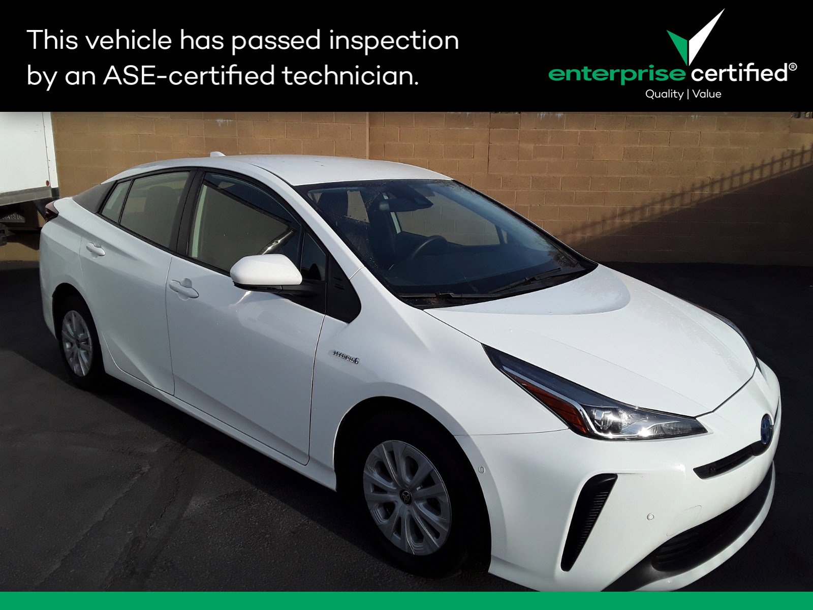 Used 2022 Toyota Prius LE