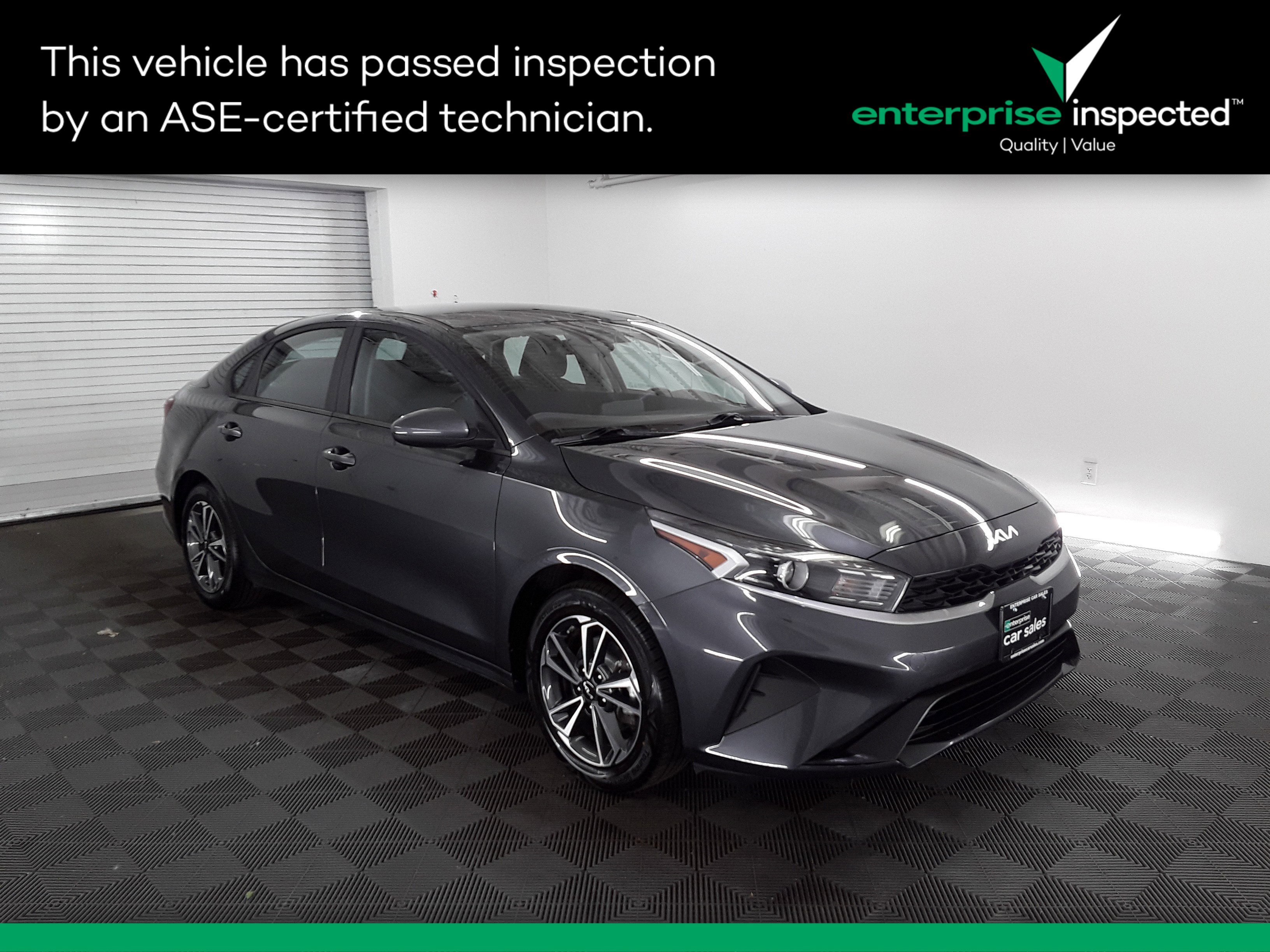 2023 Kia Forte LXS IVT