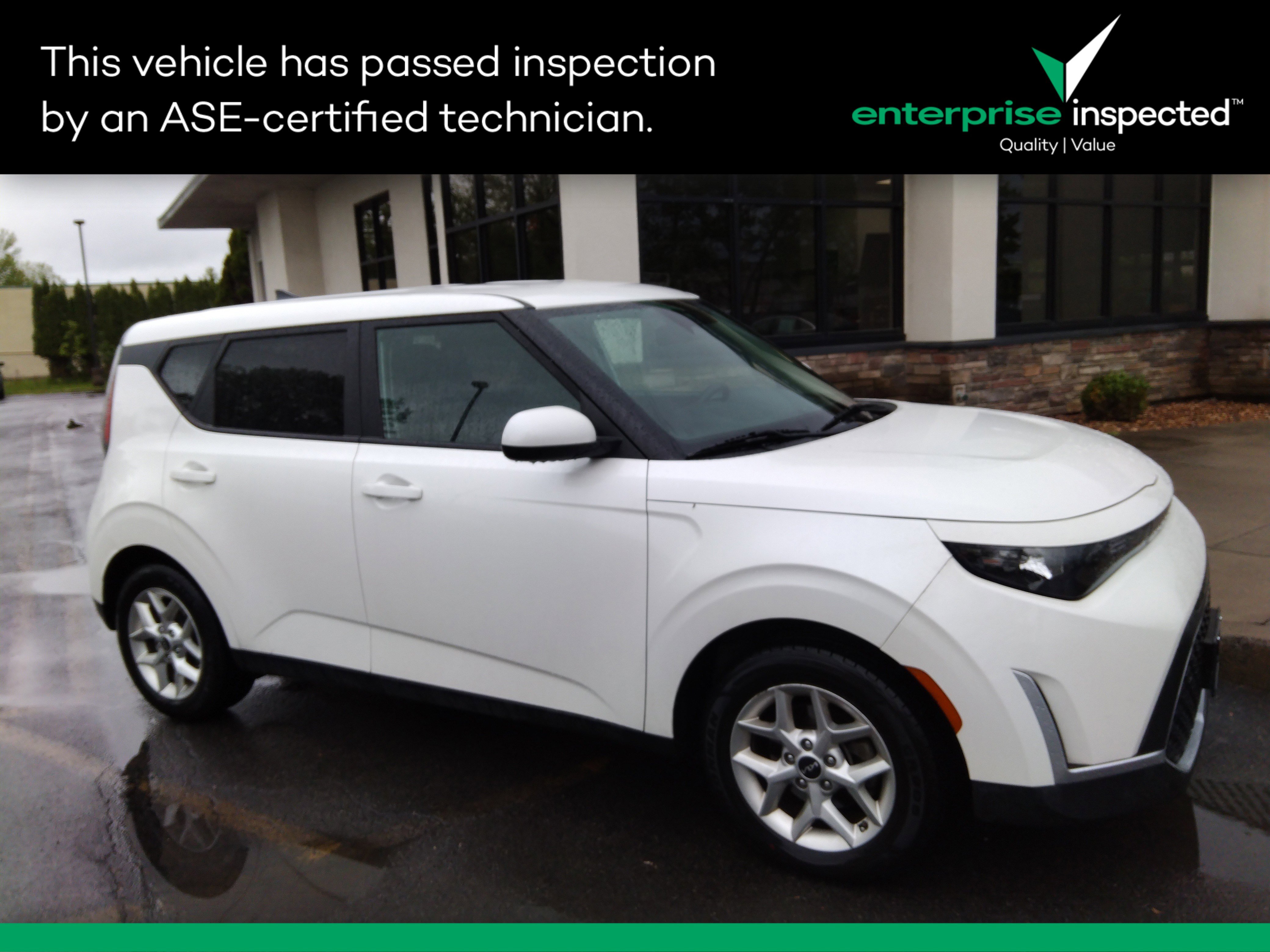 Used 2023 Kia Soul LX IVT