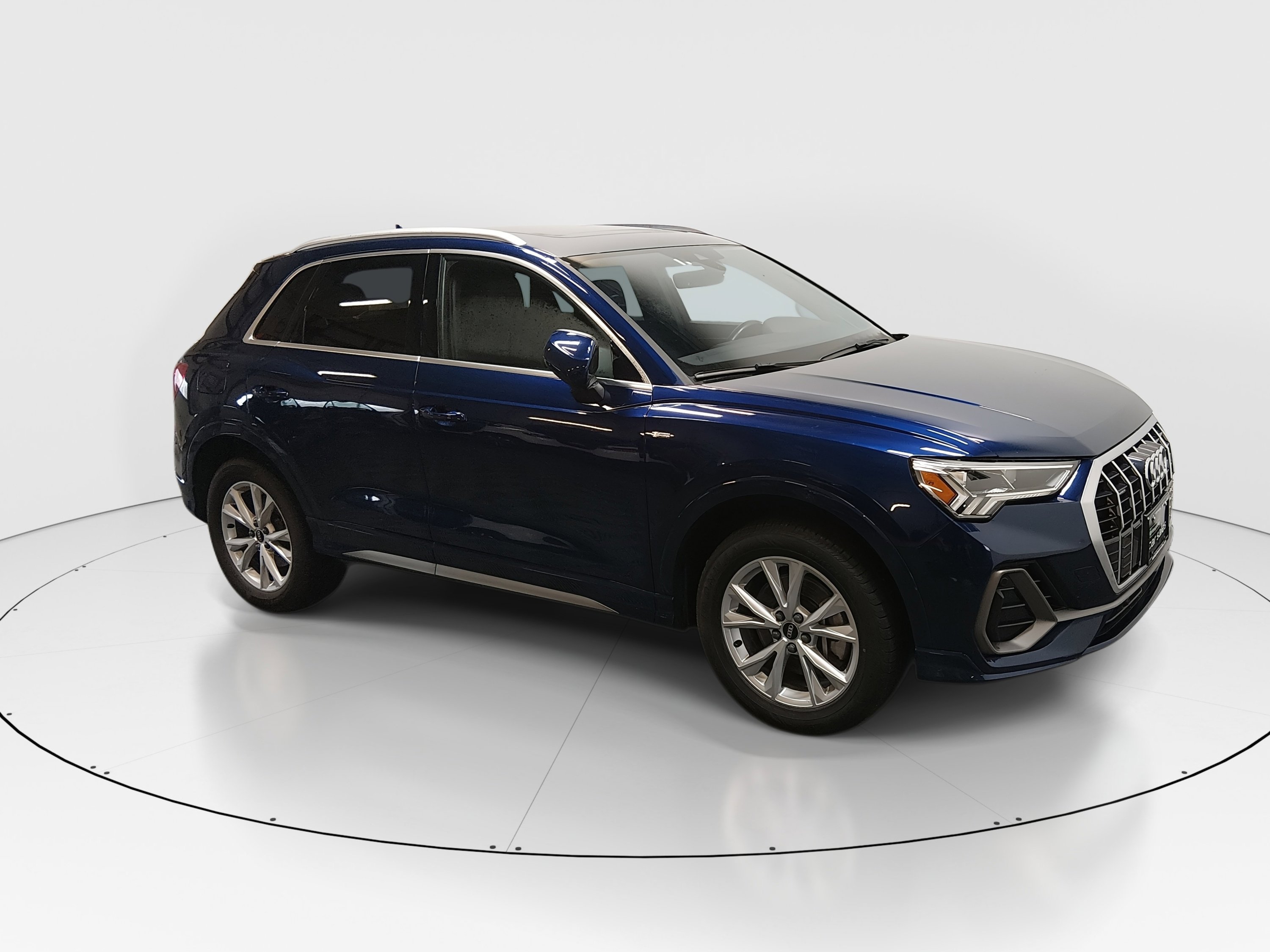 2024 Audi Q3 S Line Premium's photo