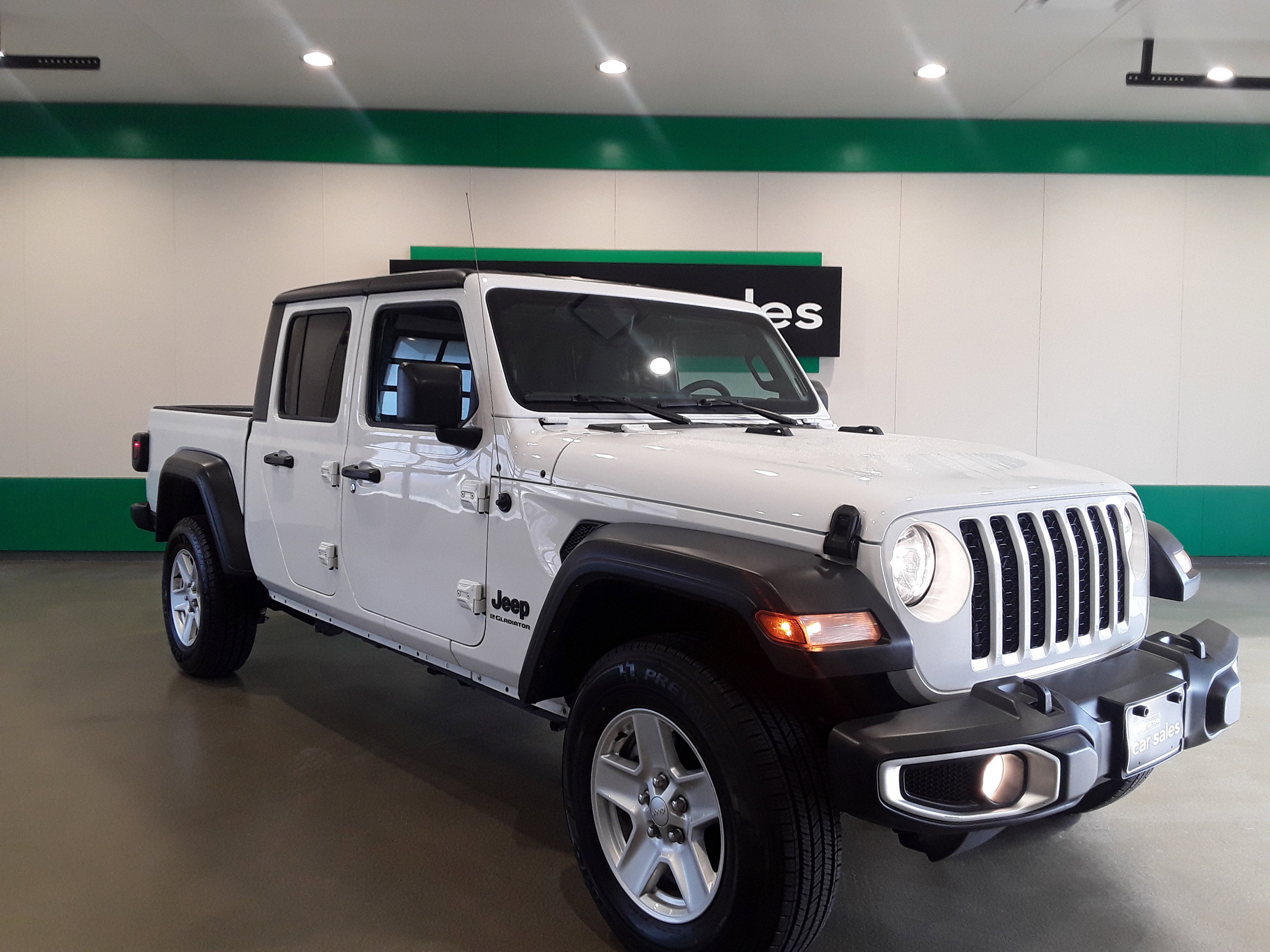 2023 Jeep Gladiator Sport
