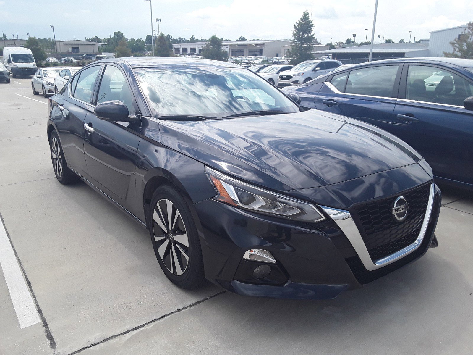 Used 2020 Nissan Altima 2.5 SL Sedan