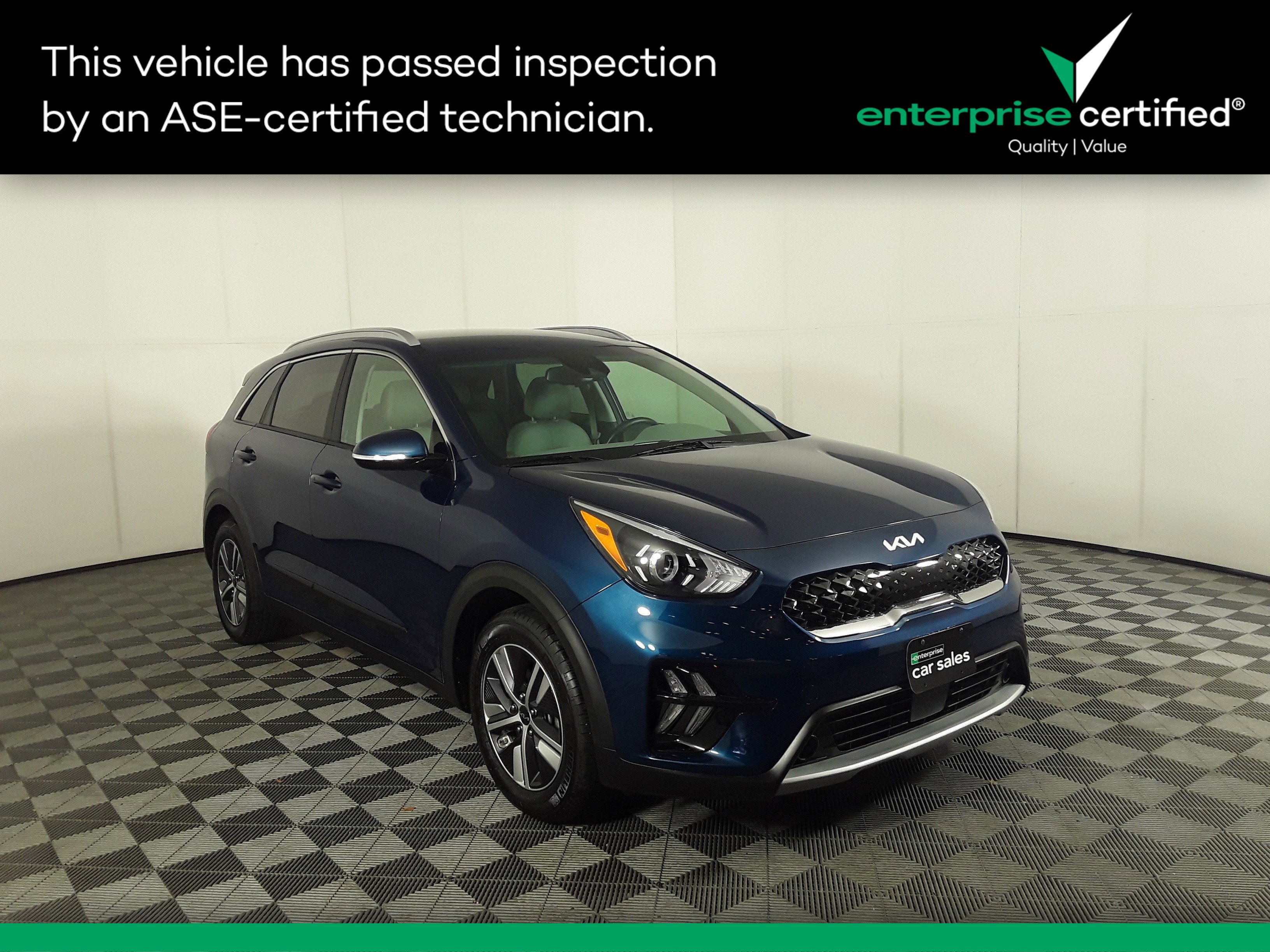 Used 2022 Kia Niro Plug-In Hybrid EX FWD