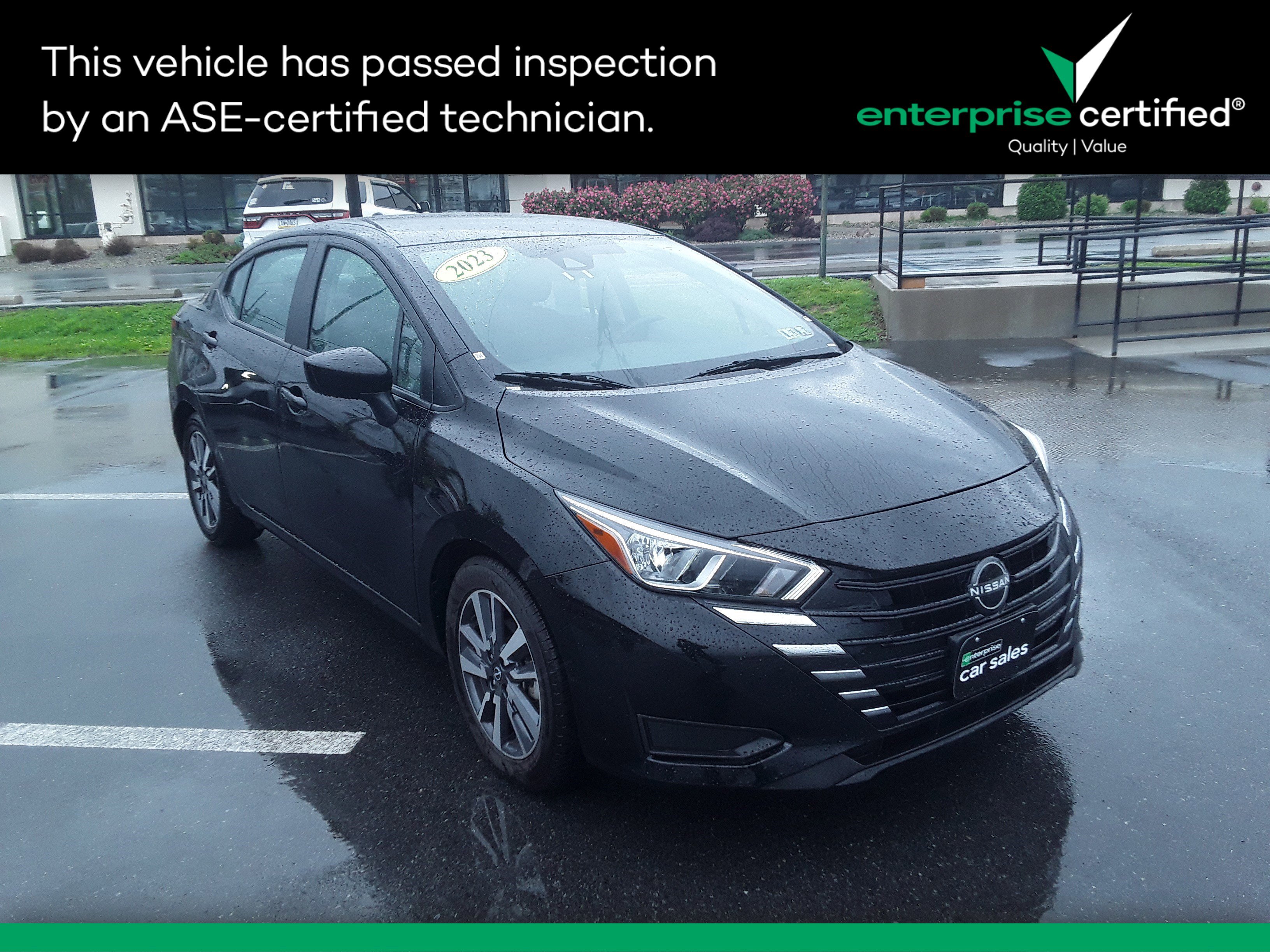 2023 Nissan Versa SV CVT