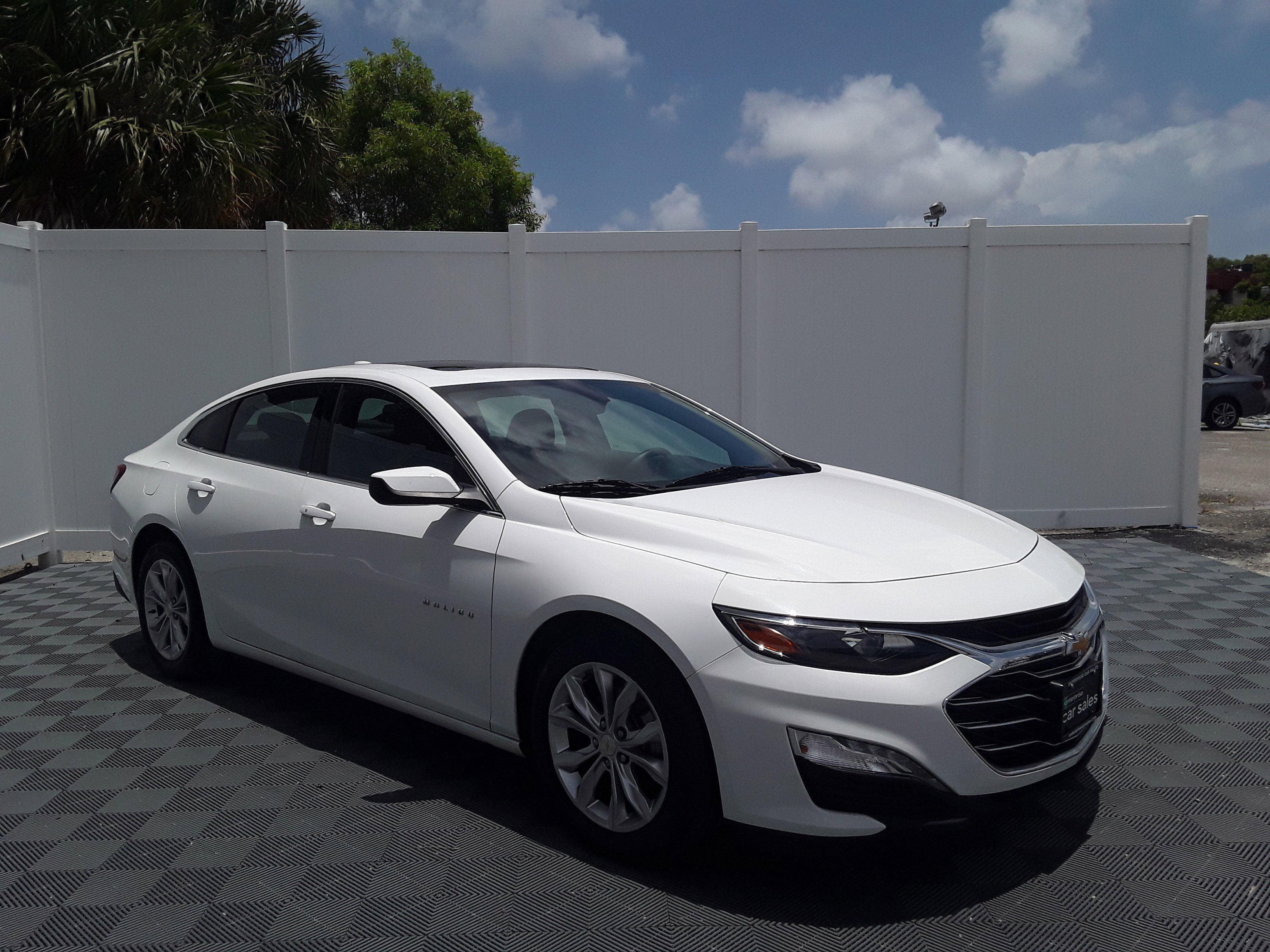 2022 Chevrolet Malibu 4dr Sdn LT
