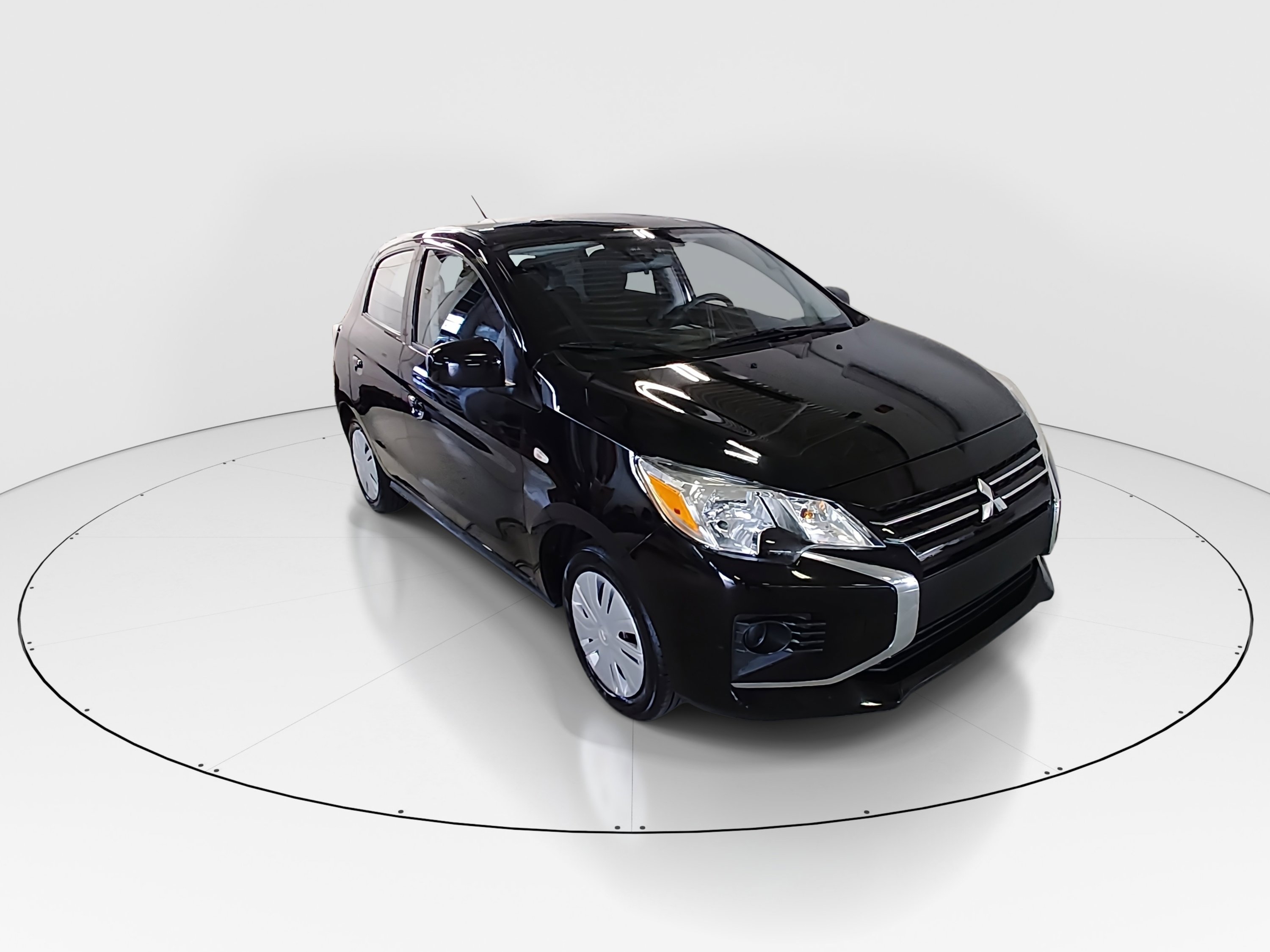 2022 Mitsubishi Mirage ES's photo