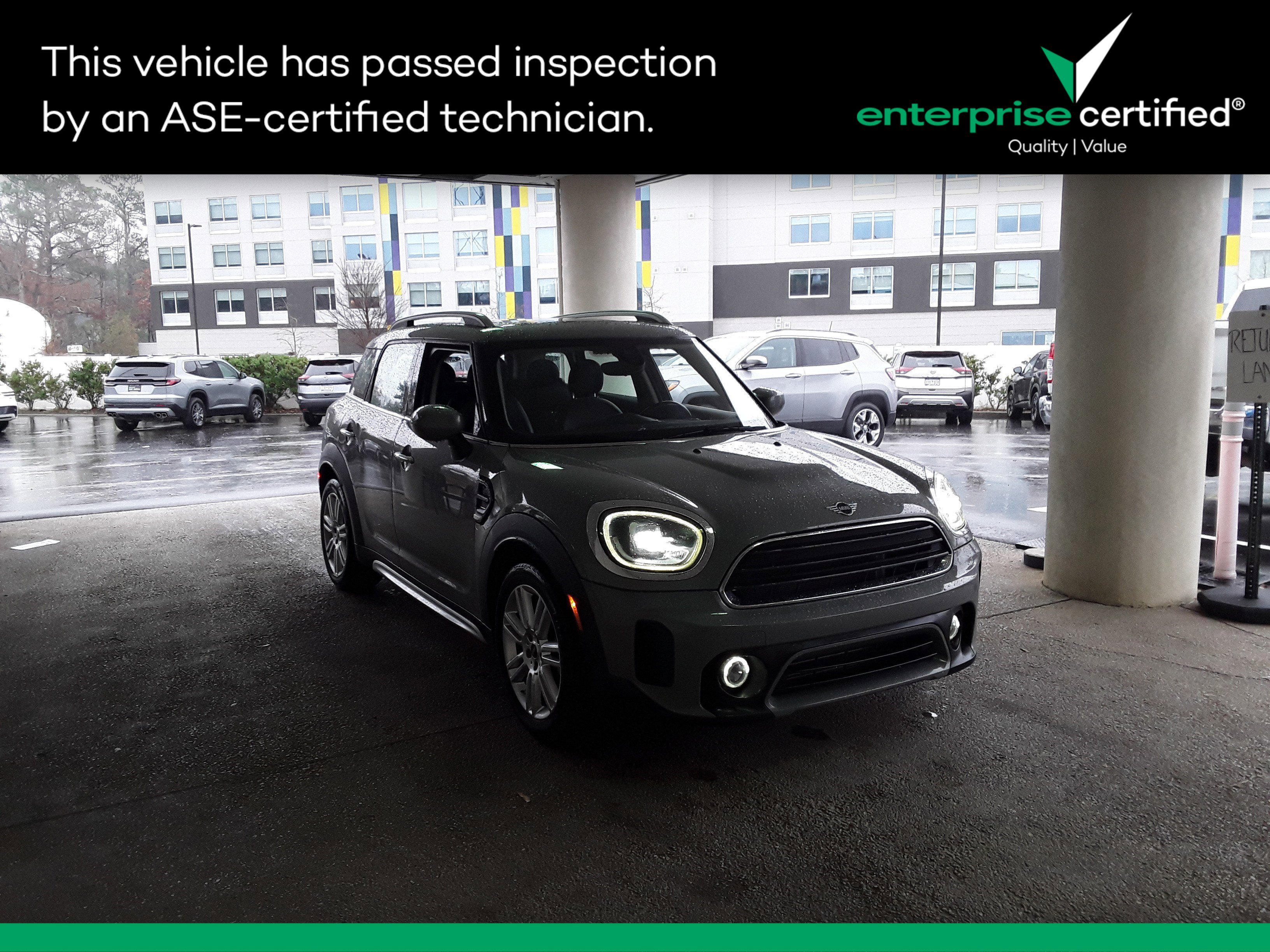 2022 MINI Countryman's photo