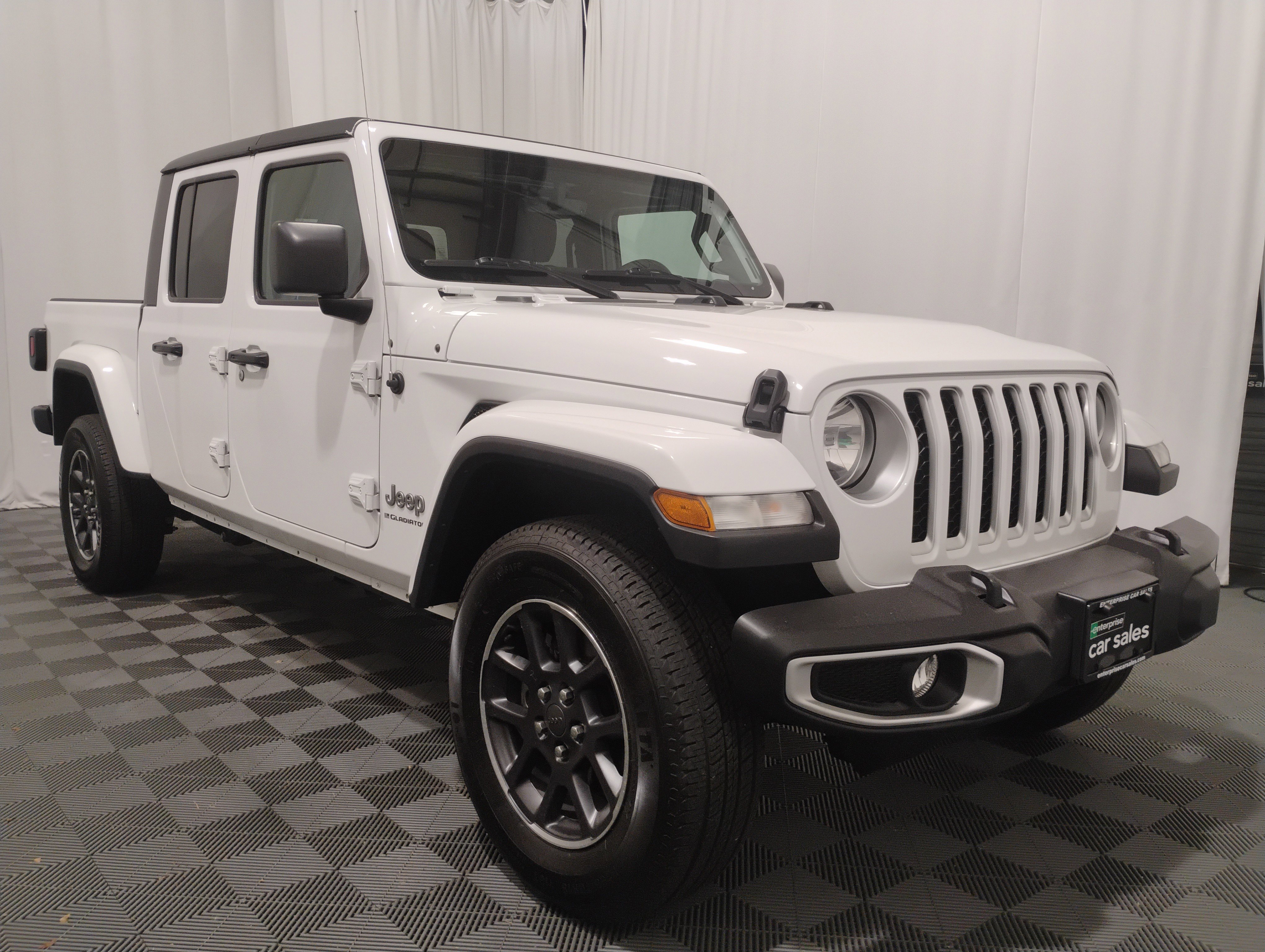2023 Jeep Gladiator Overland 4x4 *Ltd Avail*