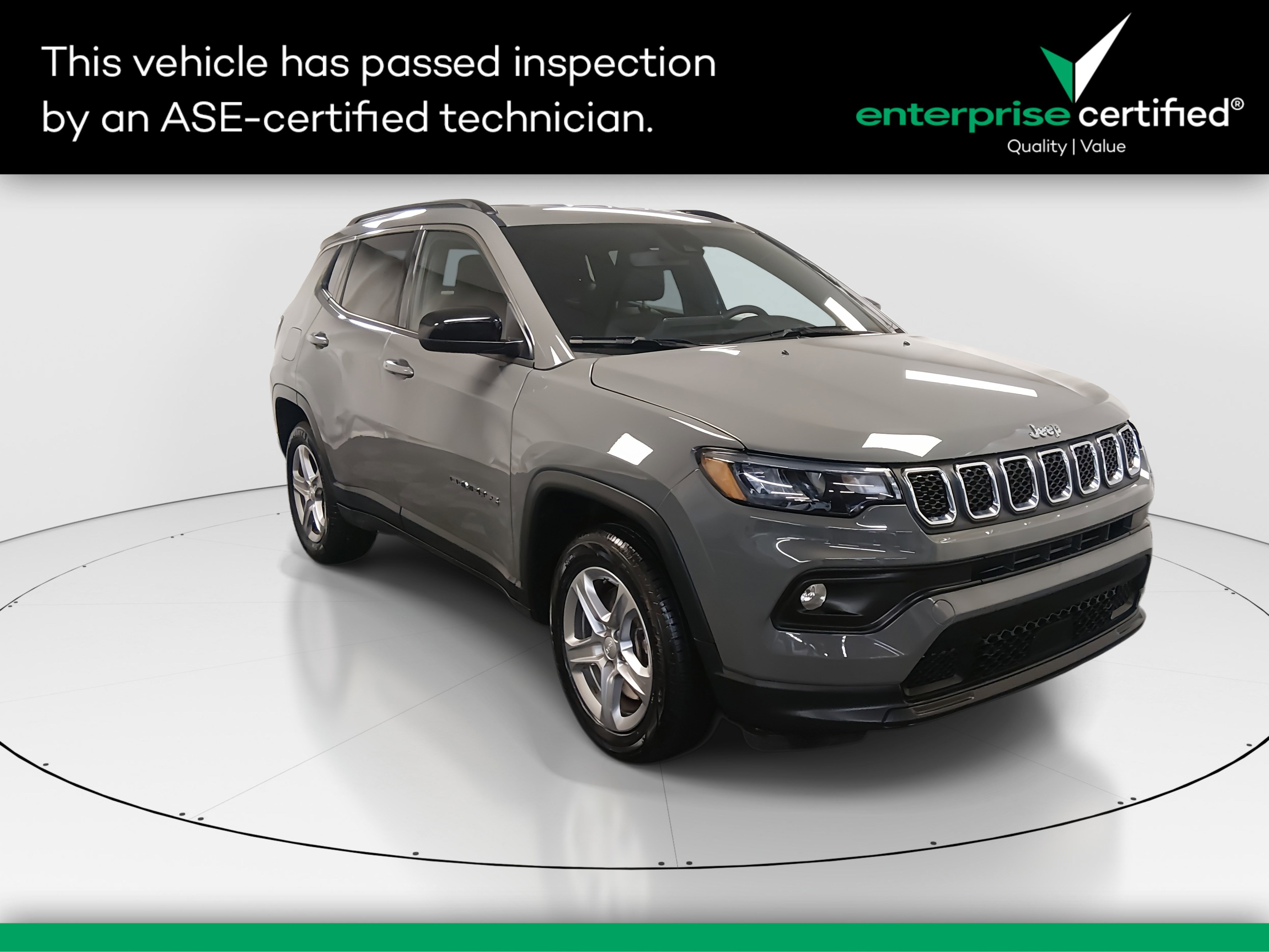 2024 Jeep Compass Latitude's photo