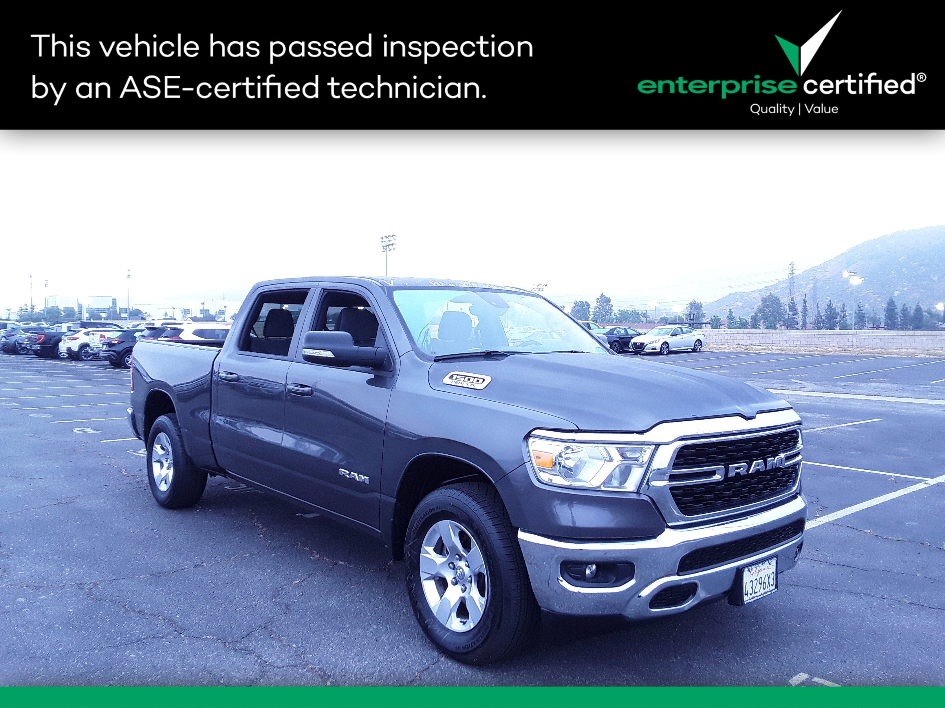 2022 Ram 1500 Big Horn 4x4 Crew Cab 6'4