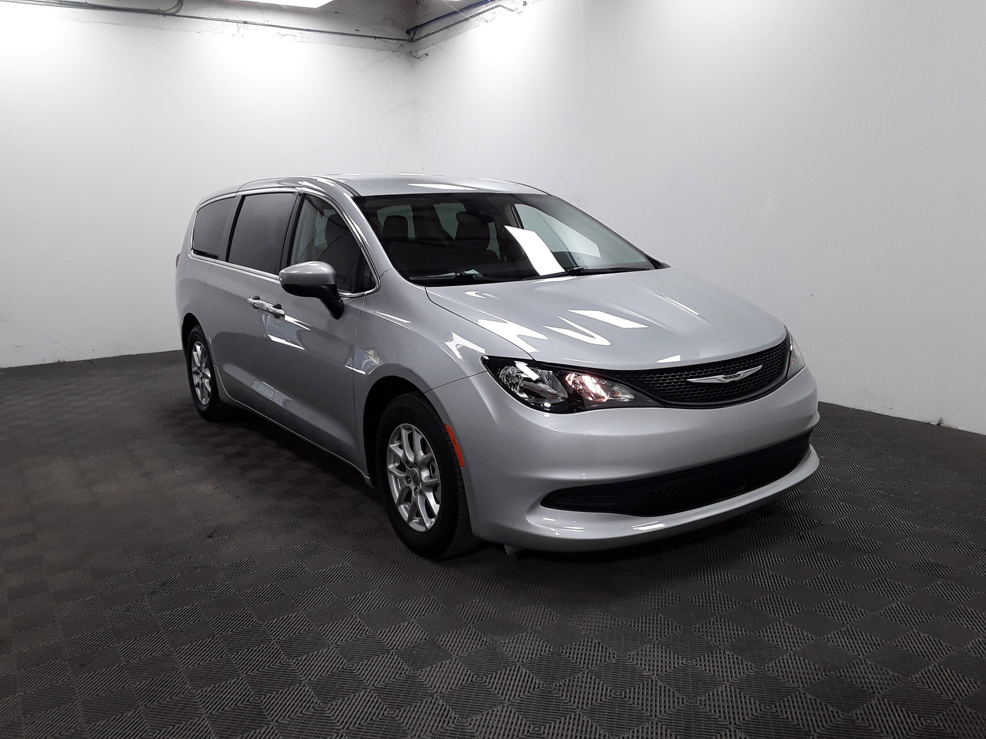 Used 2023 Chrysler Voyager LX FWD