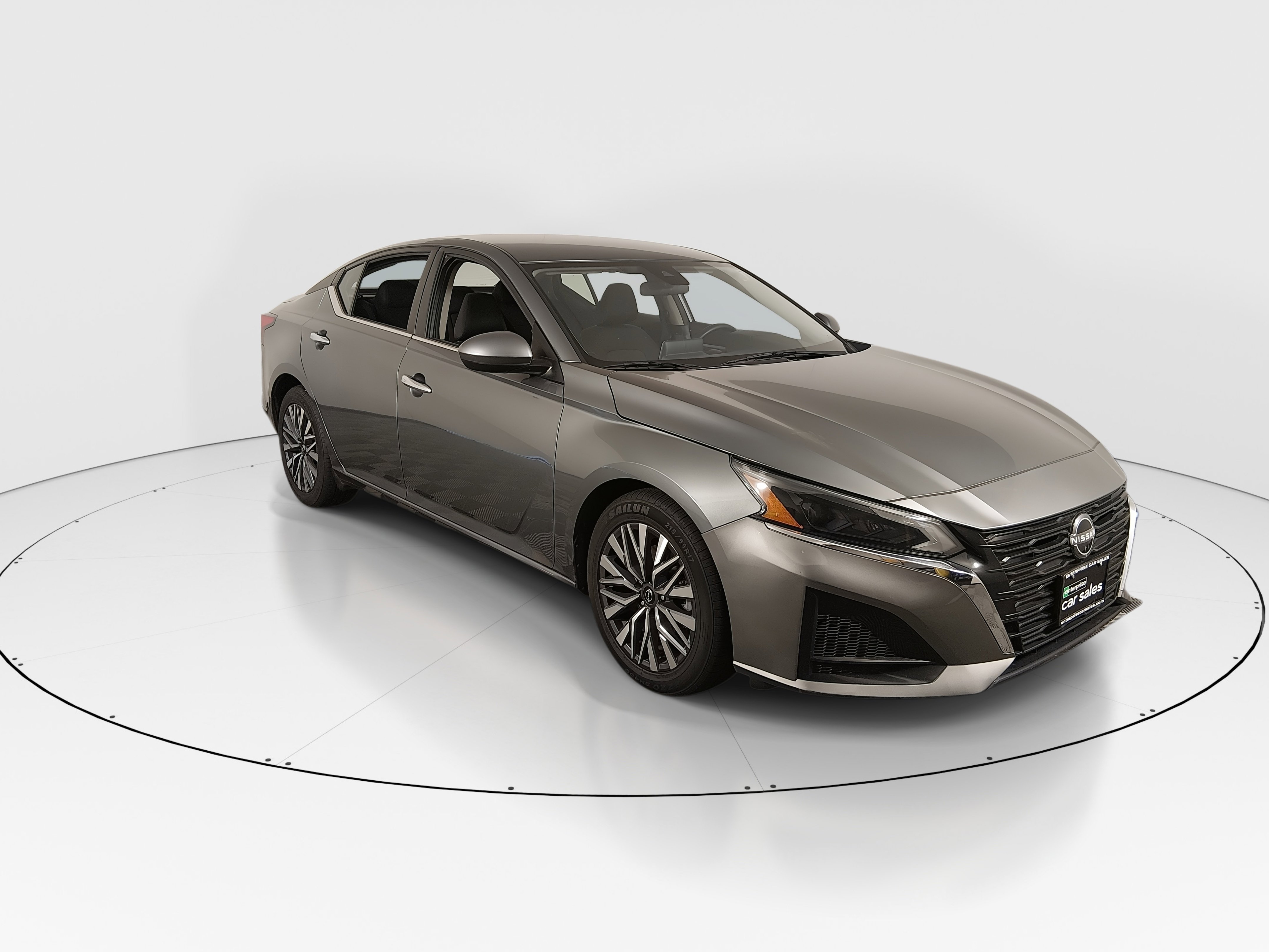 Used 2023 Nissan Altima 2.5 SV Sedan