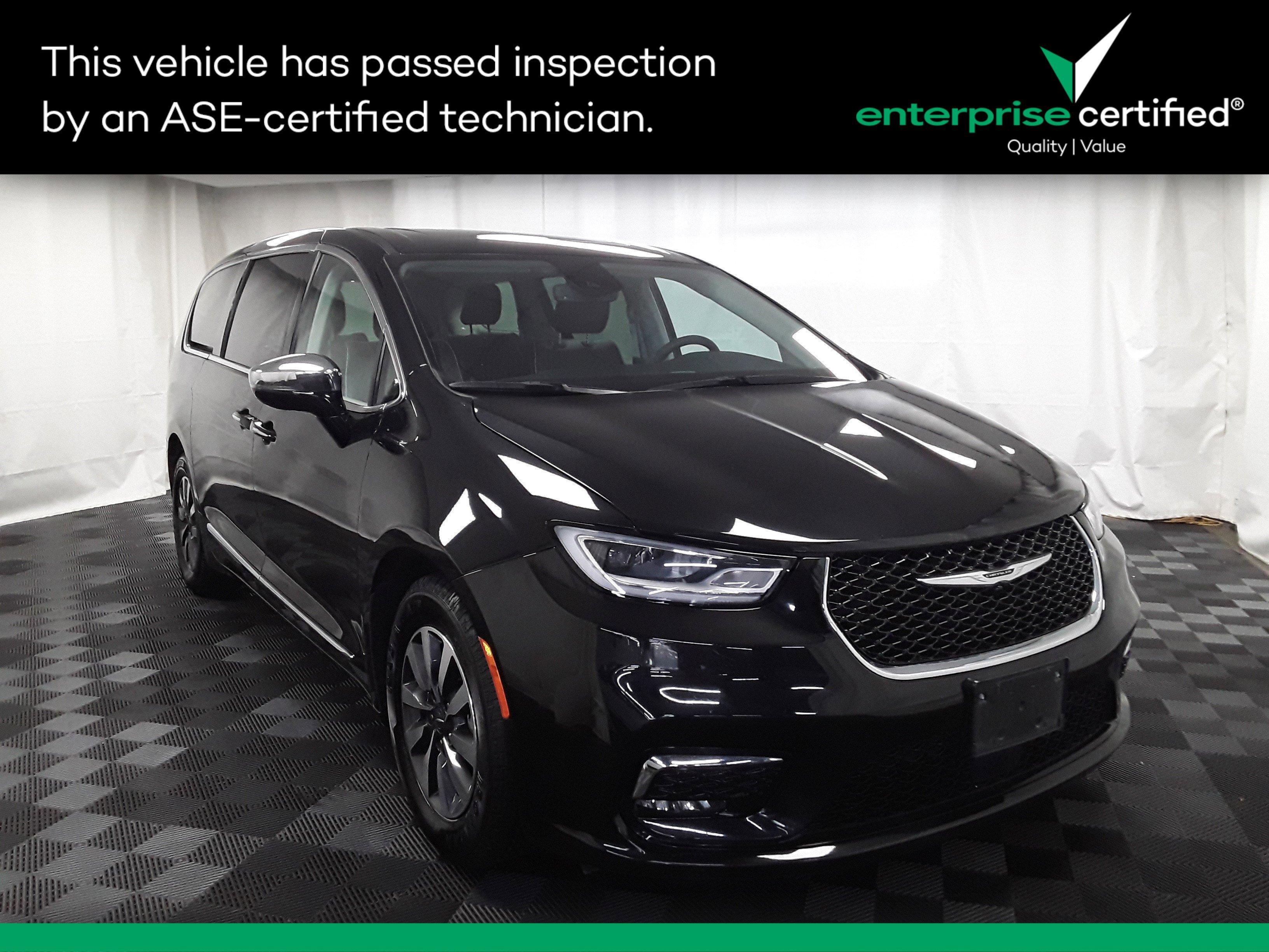 2023 Chrysler Pacifica Hybrid Limited FWD