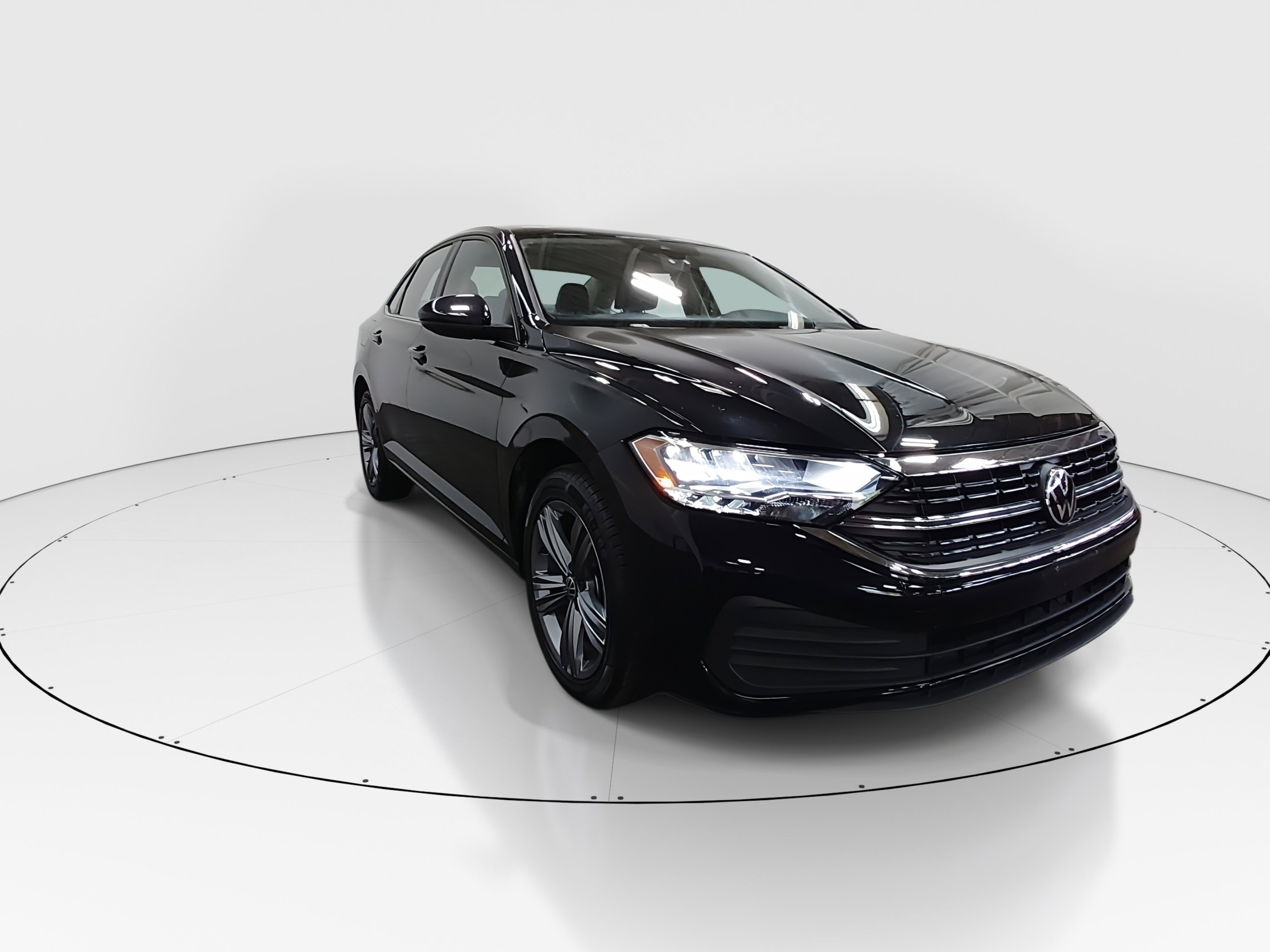 Used 2024 Volkswagen Jetta SE Auto