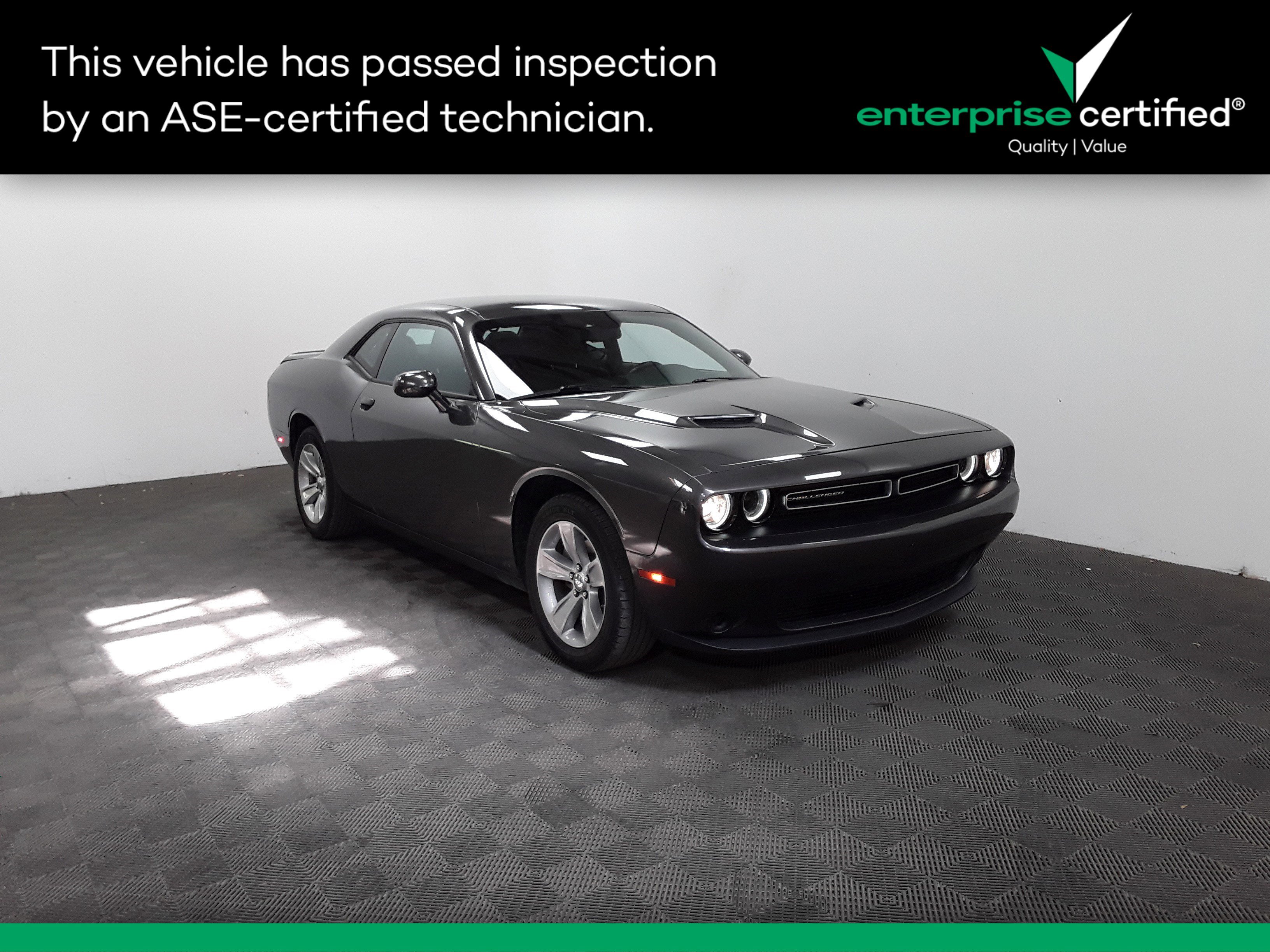 2023 Dodge Challenger SXT RWD