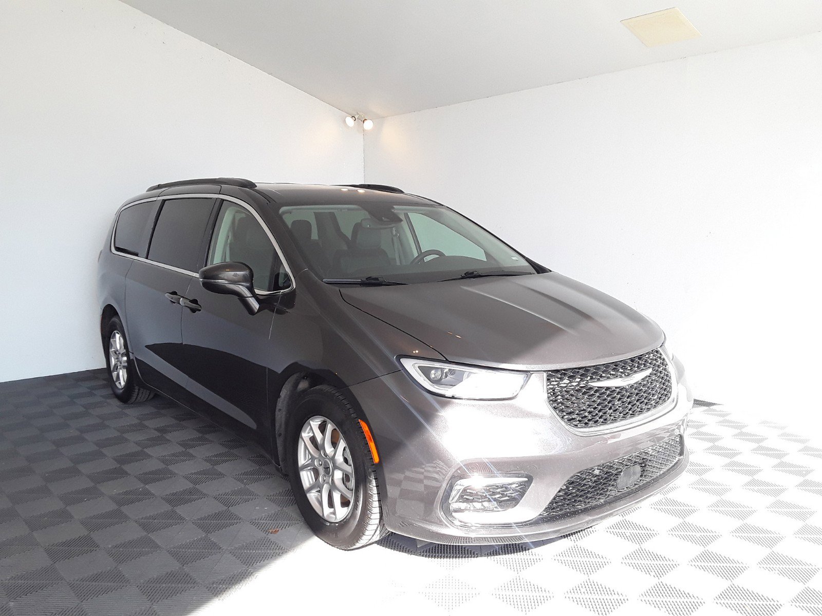 2022 Chrysler Pacifica Touring L FWD