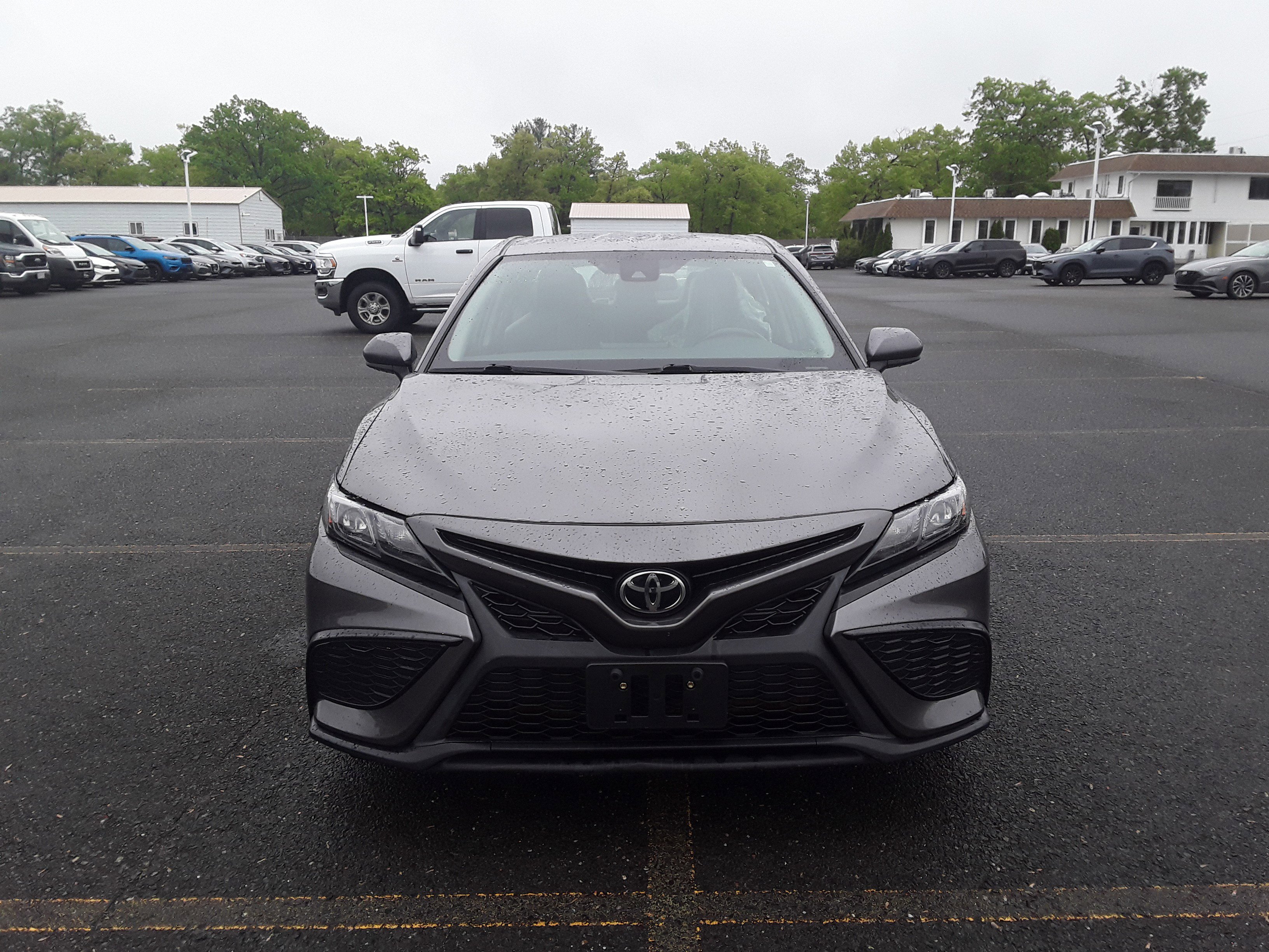 Image 6 of Used 2021 Toyota Camry SE Auto