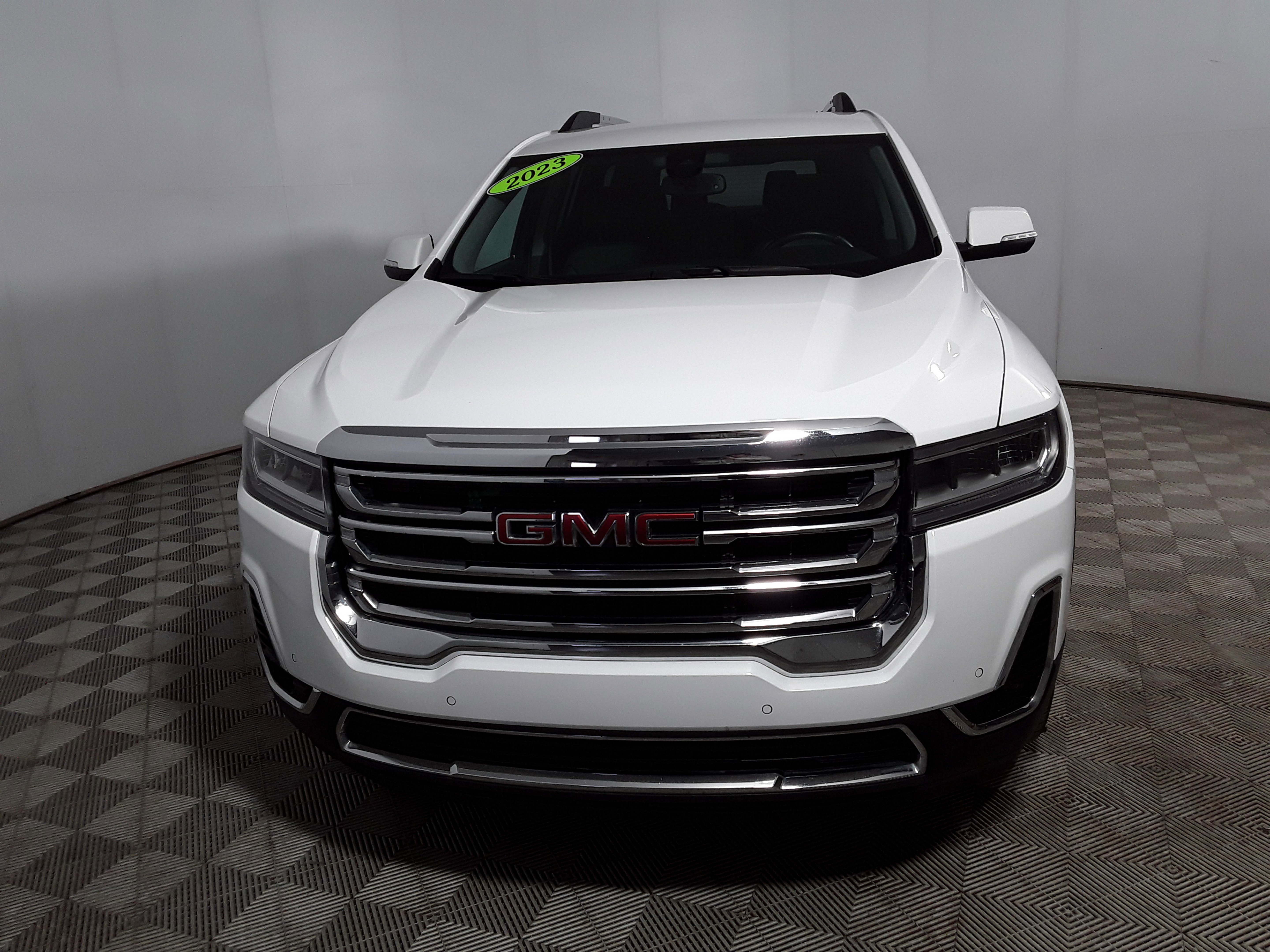 Image 8 of Used 2023 GMC Acadia FWD 4dr SLT