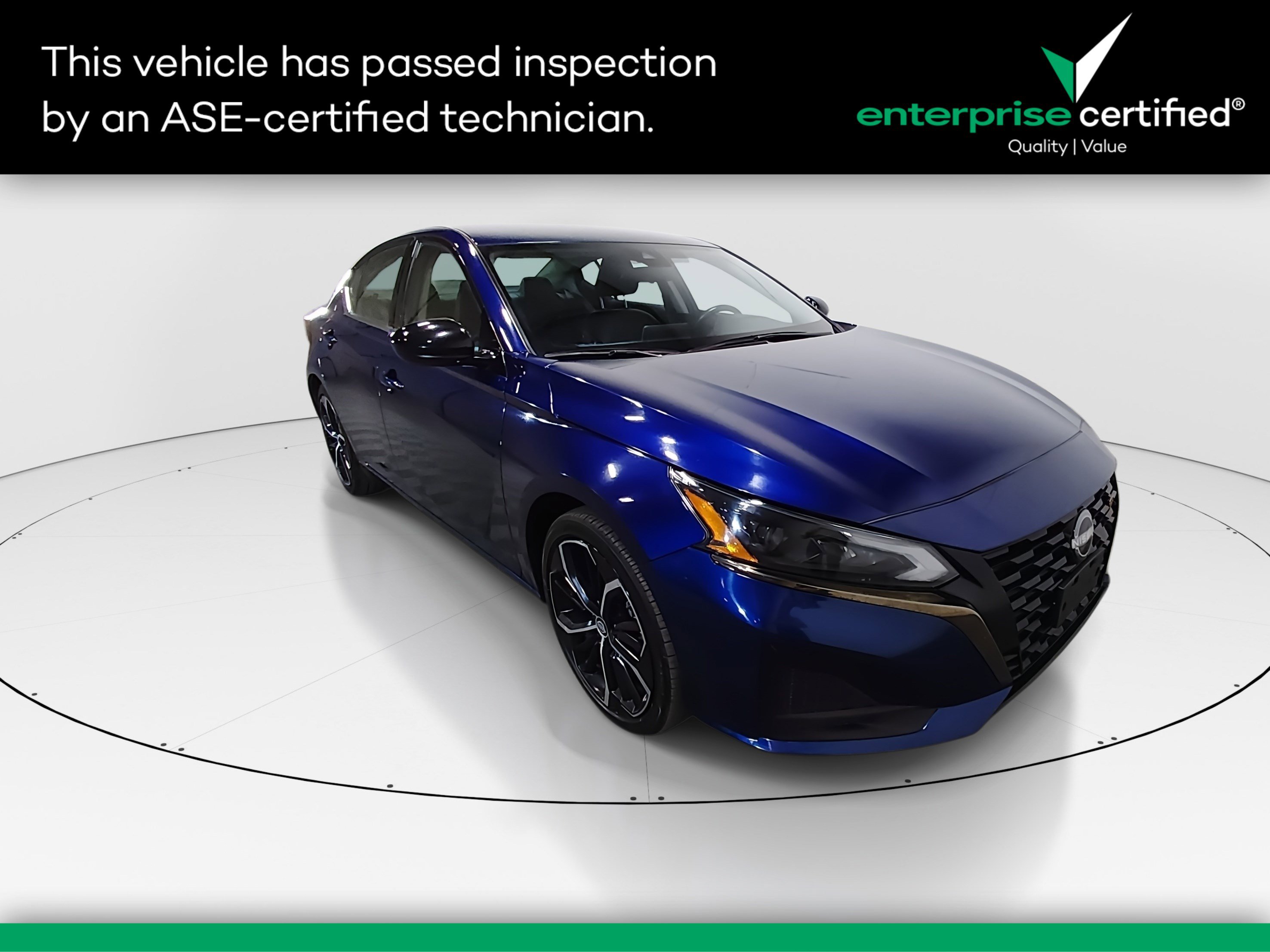 2024 Nissan Altima SR's photo