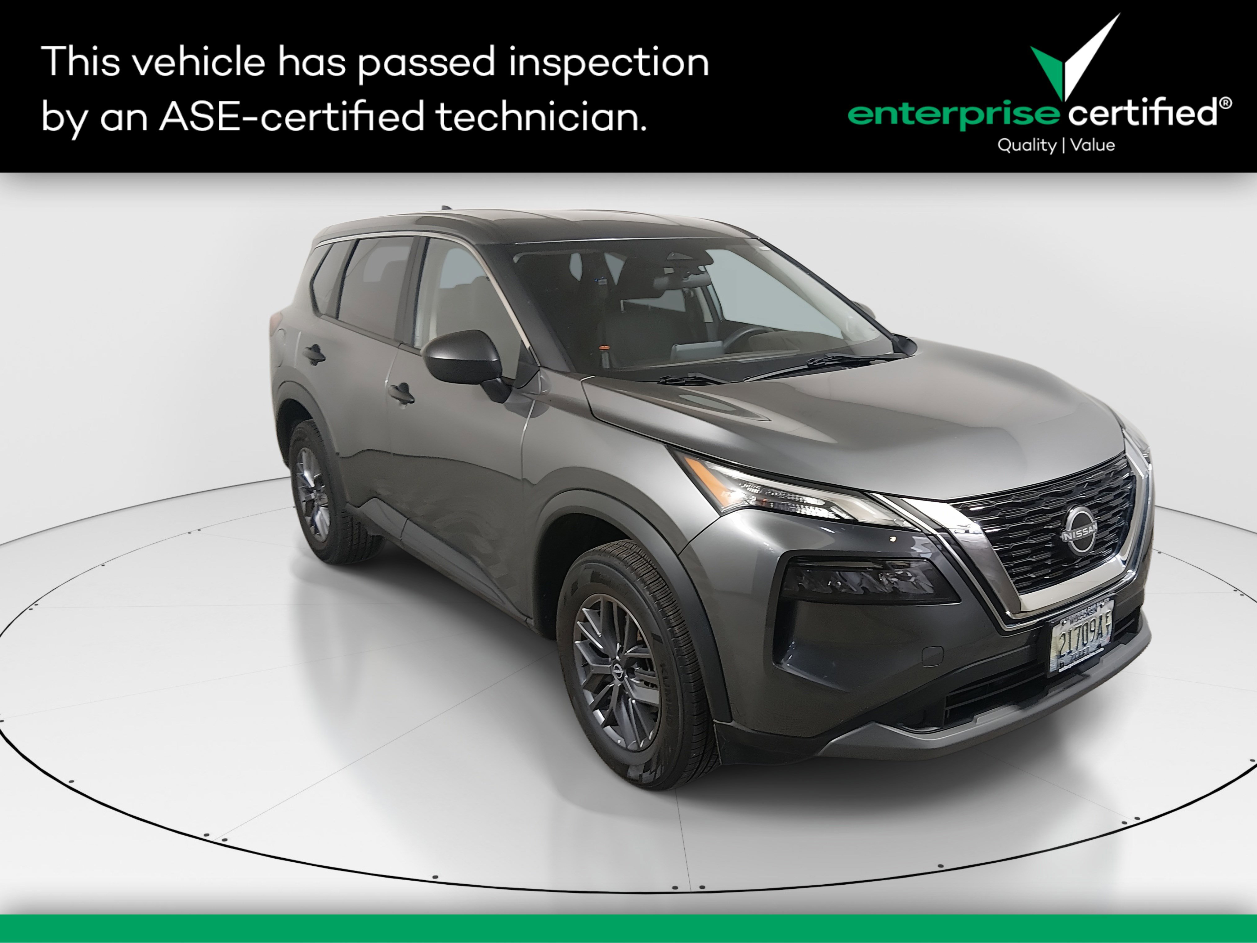 2023 Nissan Rogue S's photo