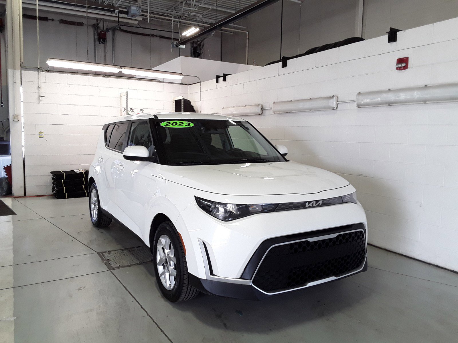 2023 Kia Soul LX IVT