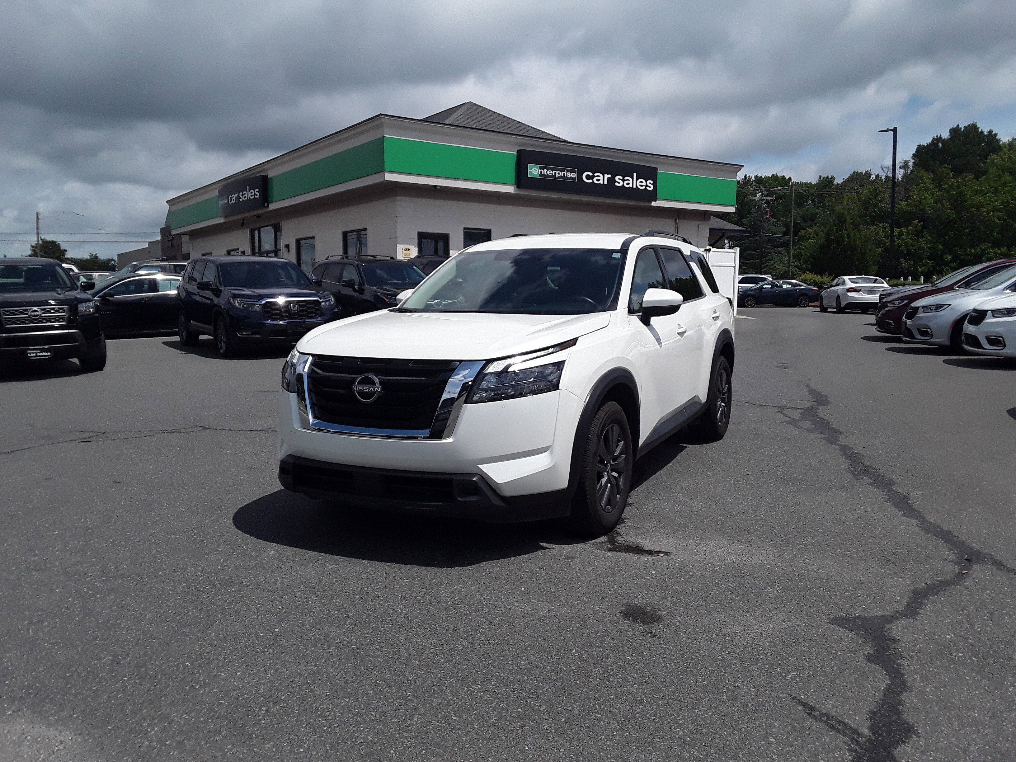2023 Nissan Pathfinder SV 2WD