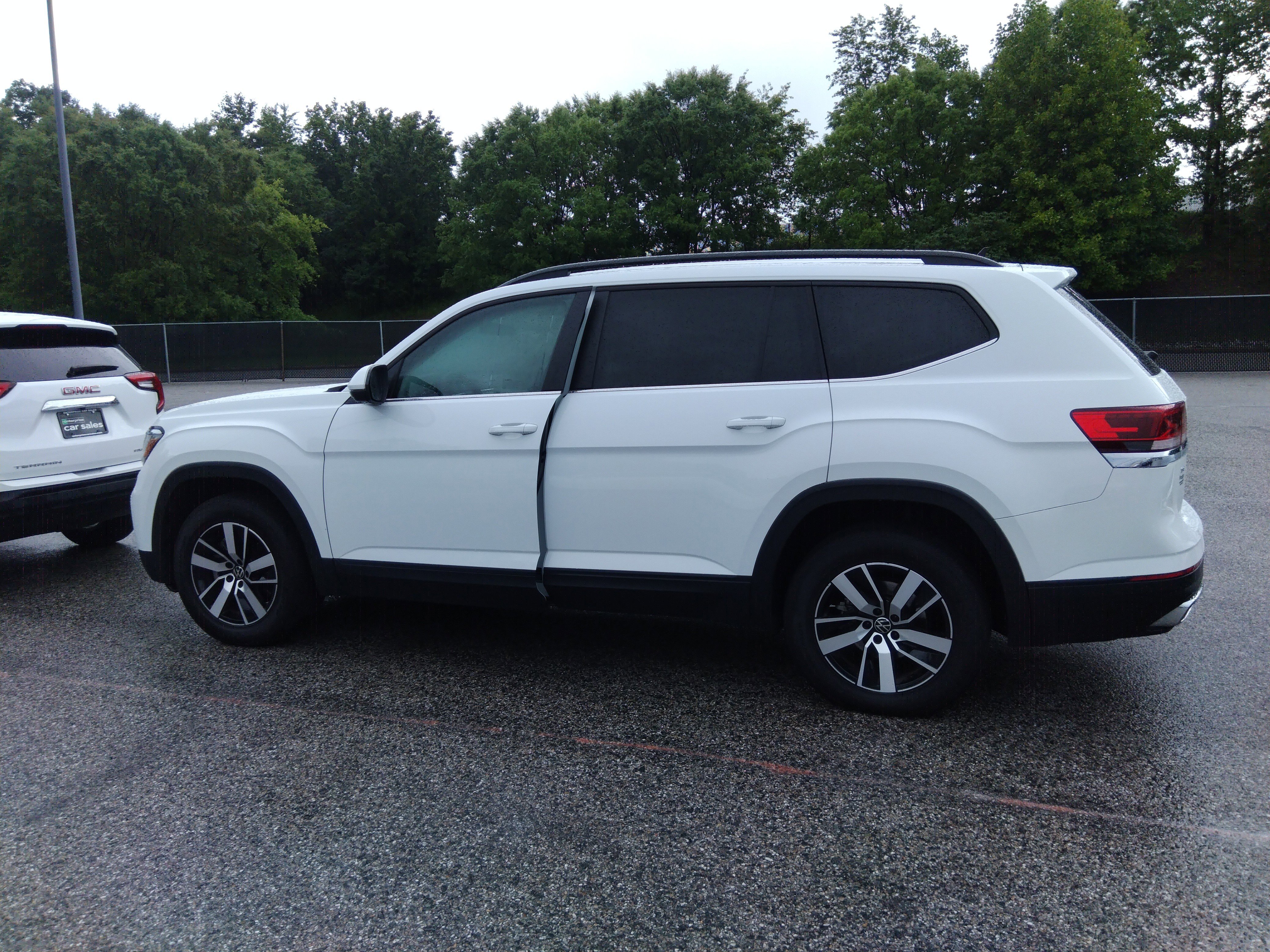 Used 2023 Volkswagen Atlas 2.0T SE FWD