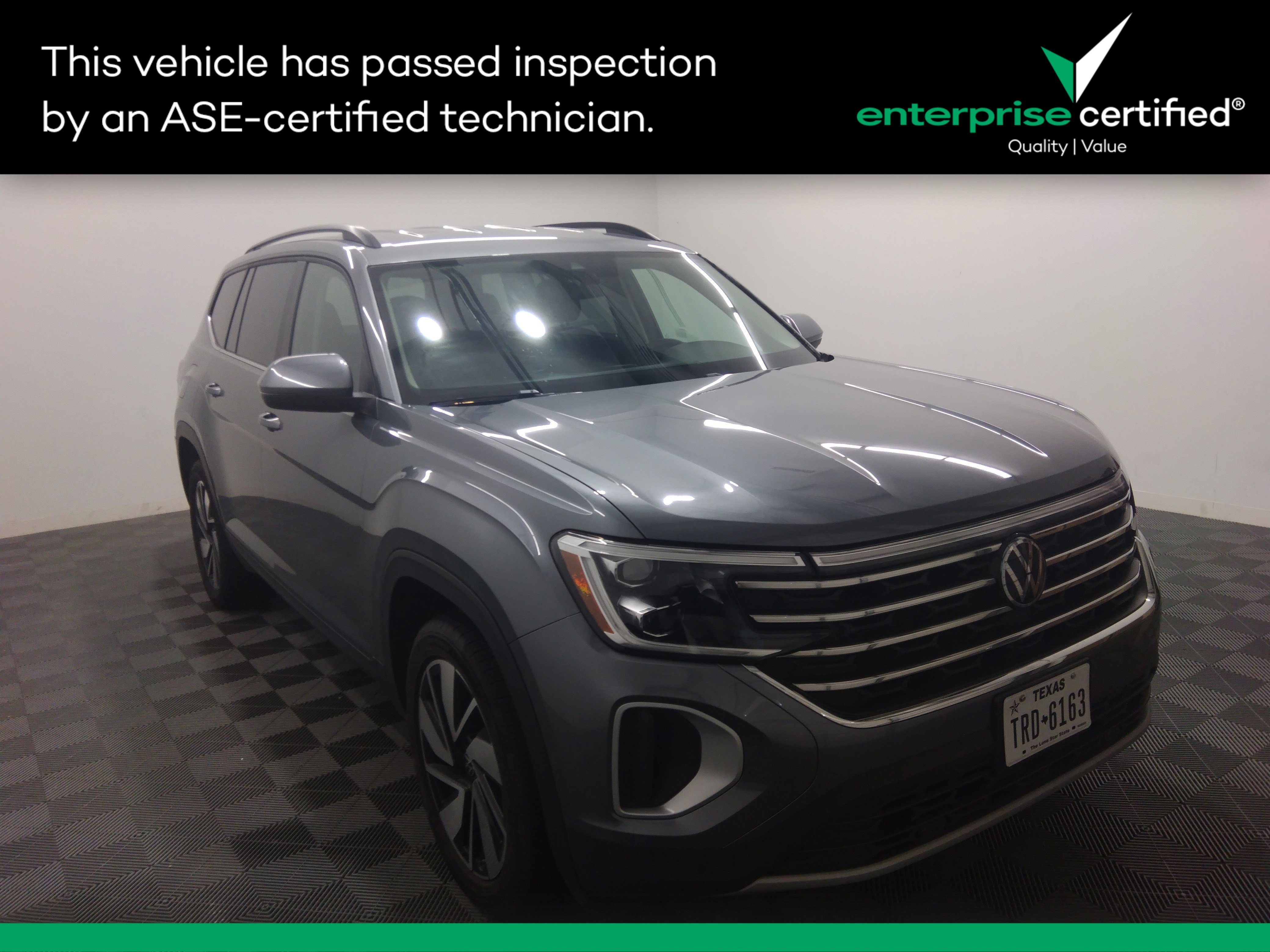 Used 2024 Volkswagen Atlas 2.0T SE w/Technology FWD