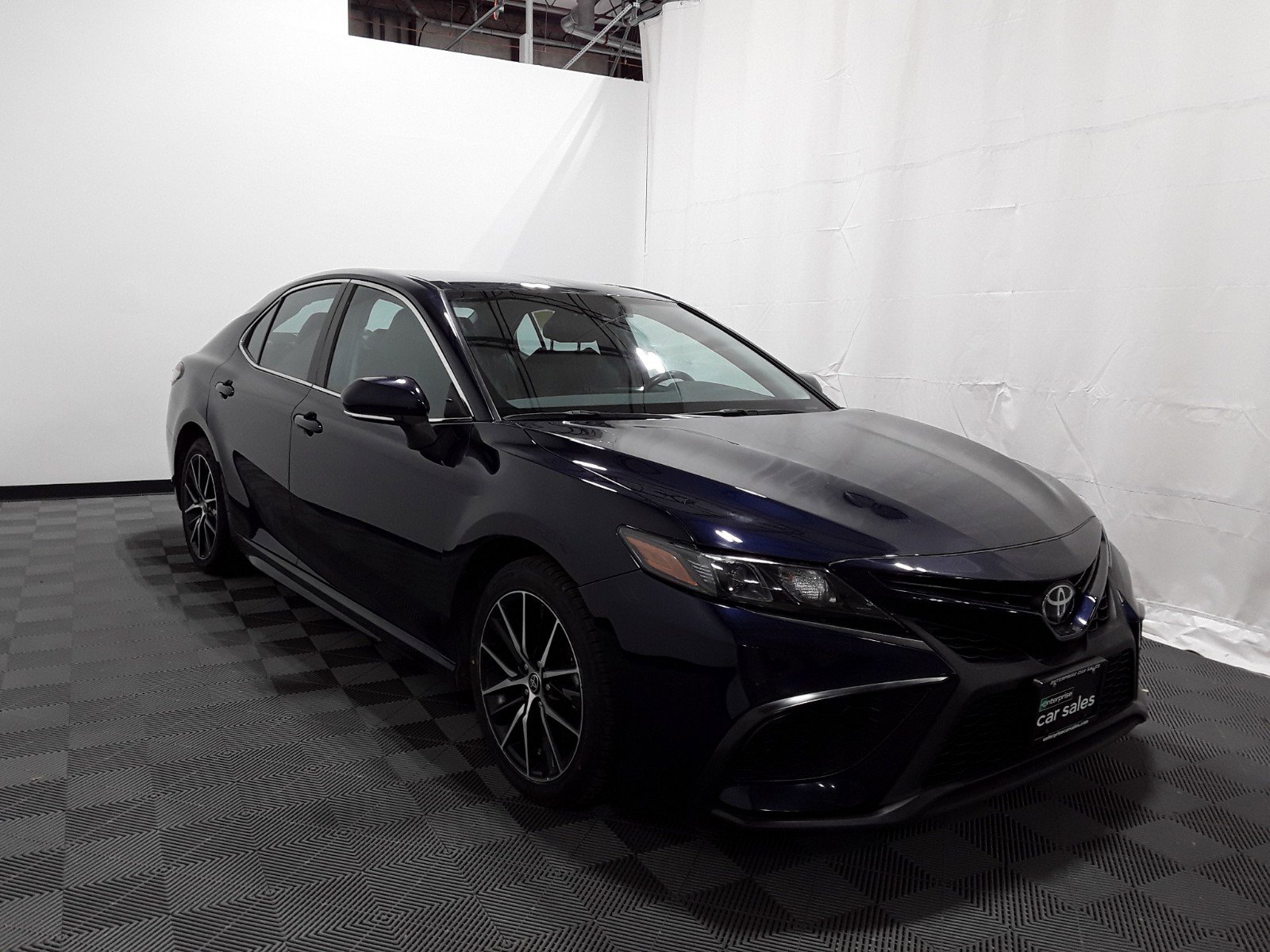 2022 Toyota Camry SE Auto