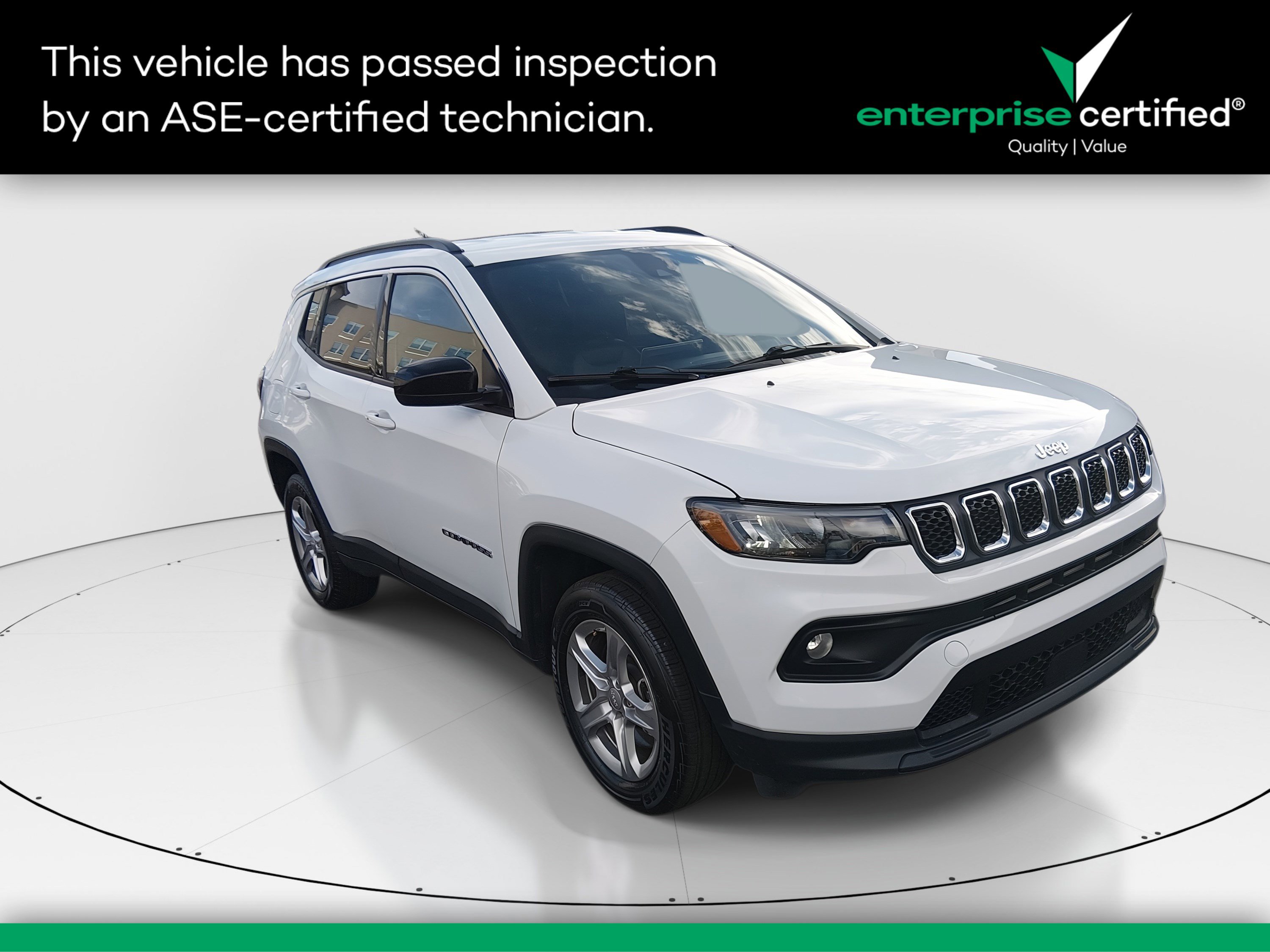 2024 Jeep Compass Latitude's photo
