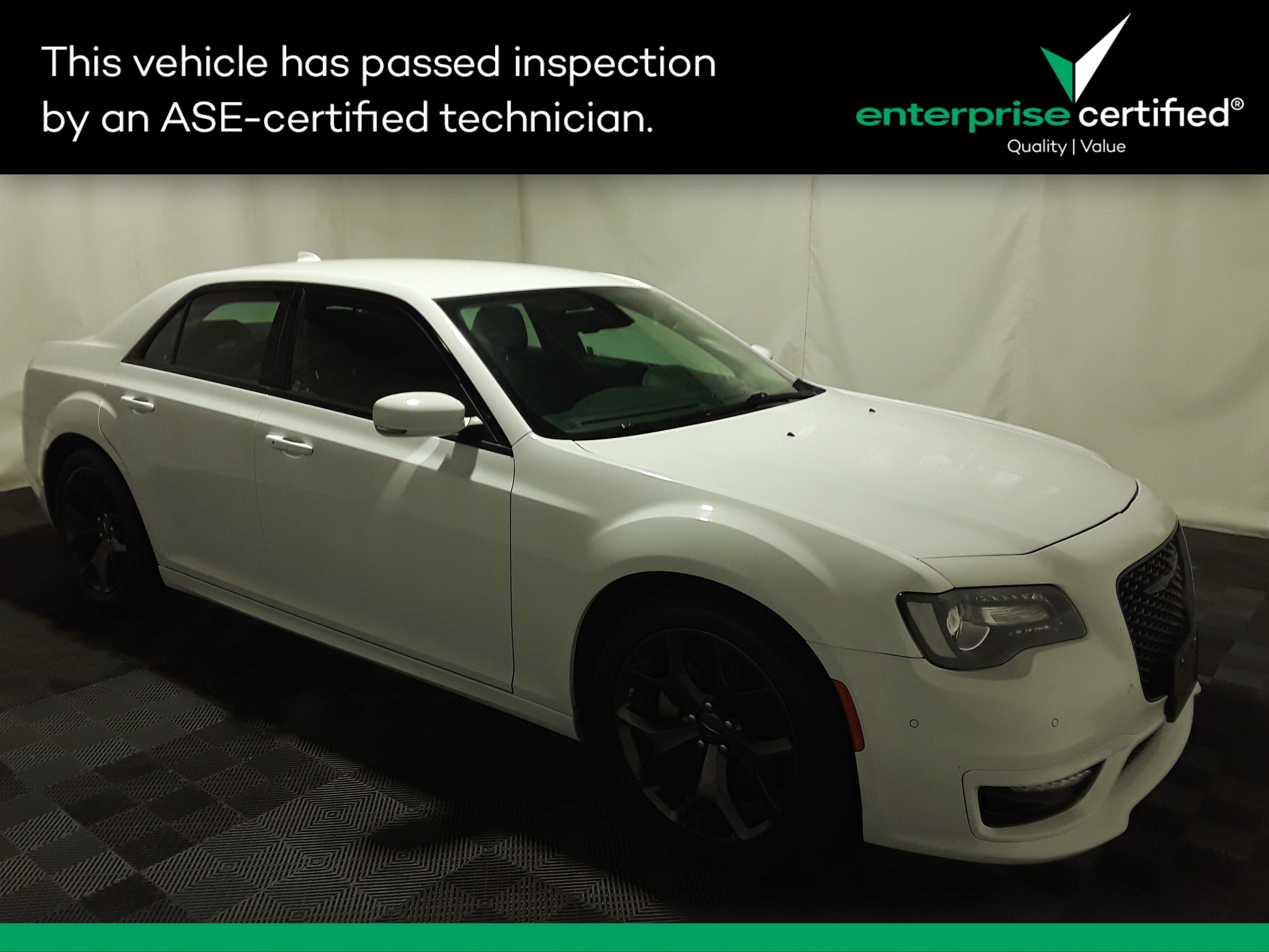 2022 Chrysler 300 Touring L RWD