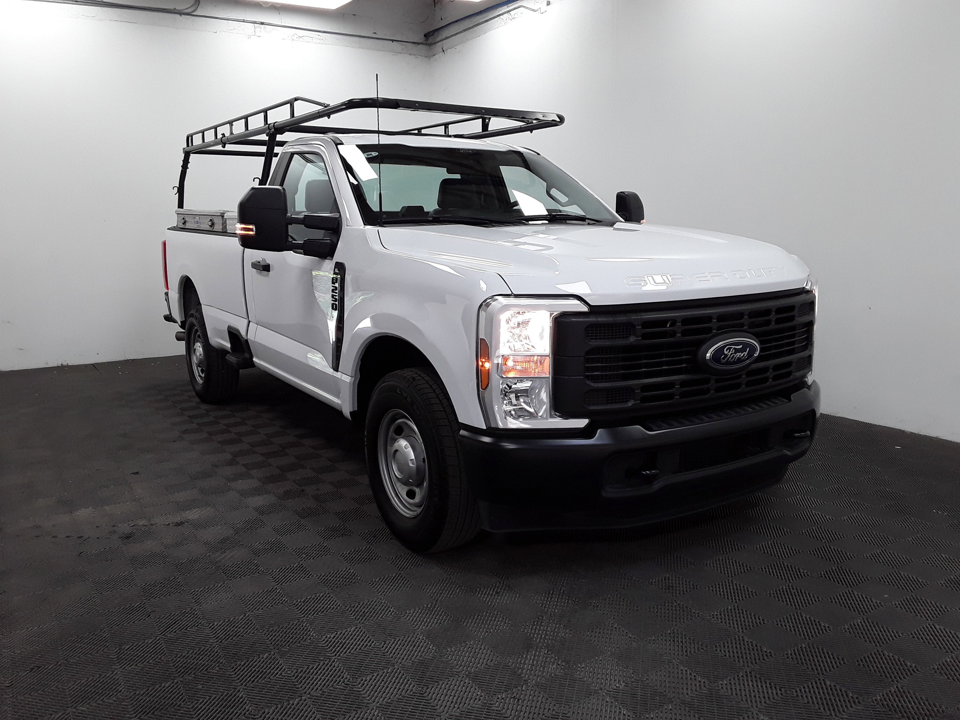 2024 Ford Super Duty F-250 SRW XL 2WD Reg Cab 8' Box