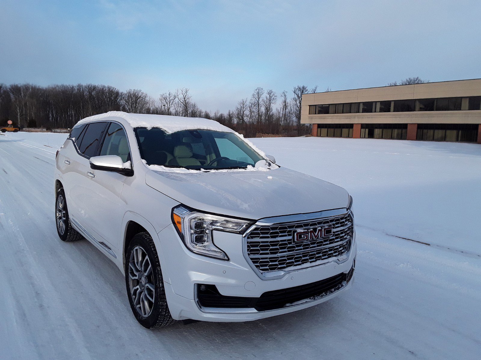 2022 GMC Terrain AWD 4dr Denali