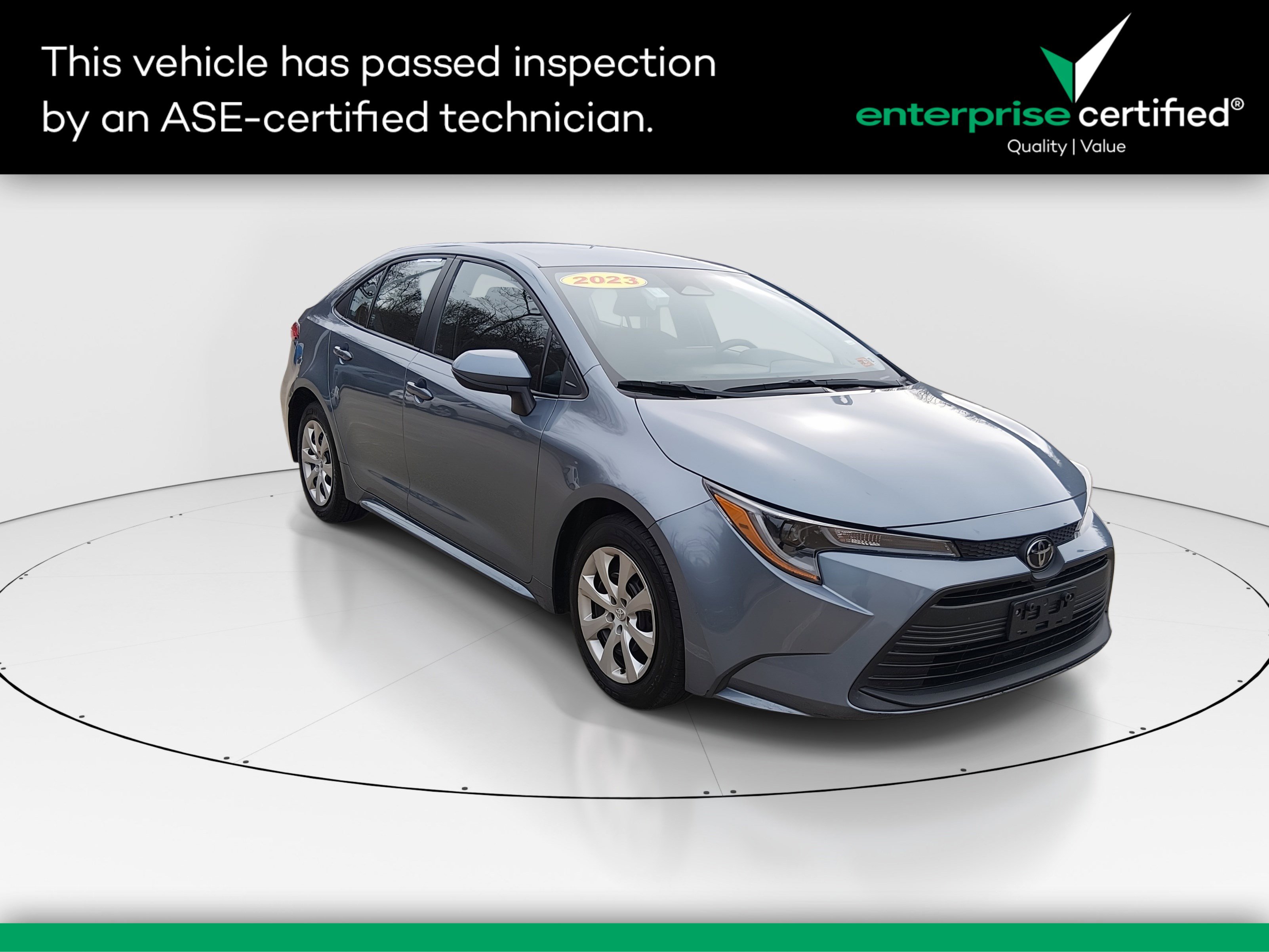 2023 Toyota Corolla LE's photo