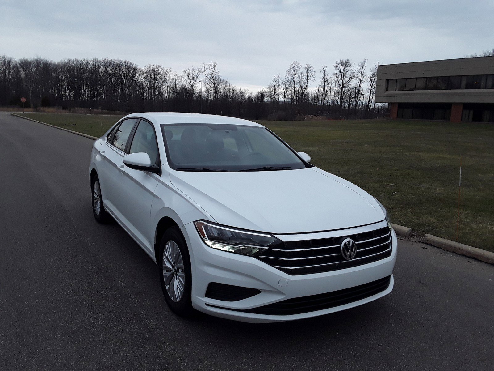 Used 2019 Volkswagen Jetta SE Auto w/SULEV