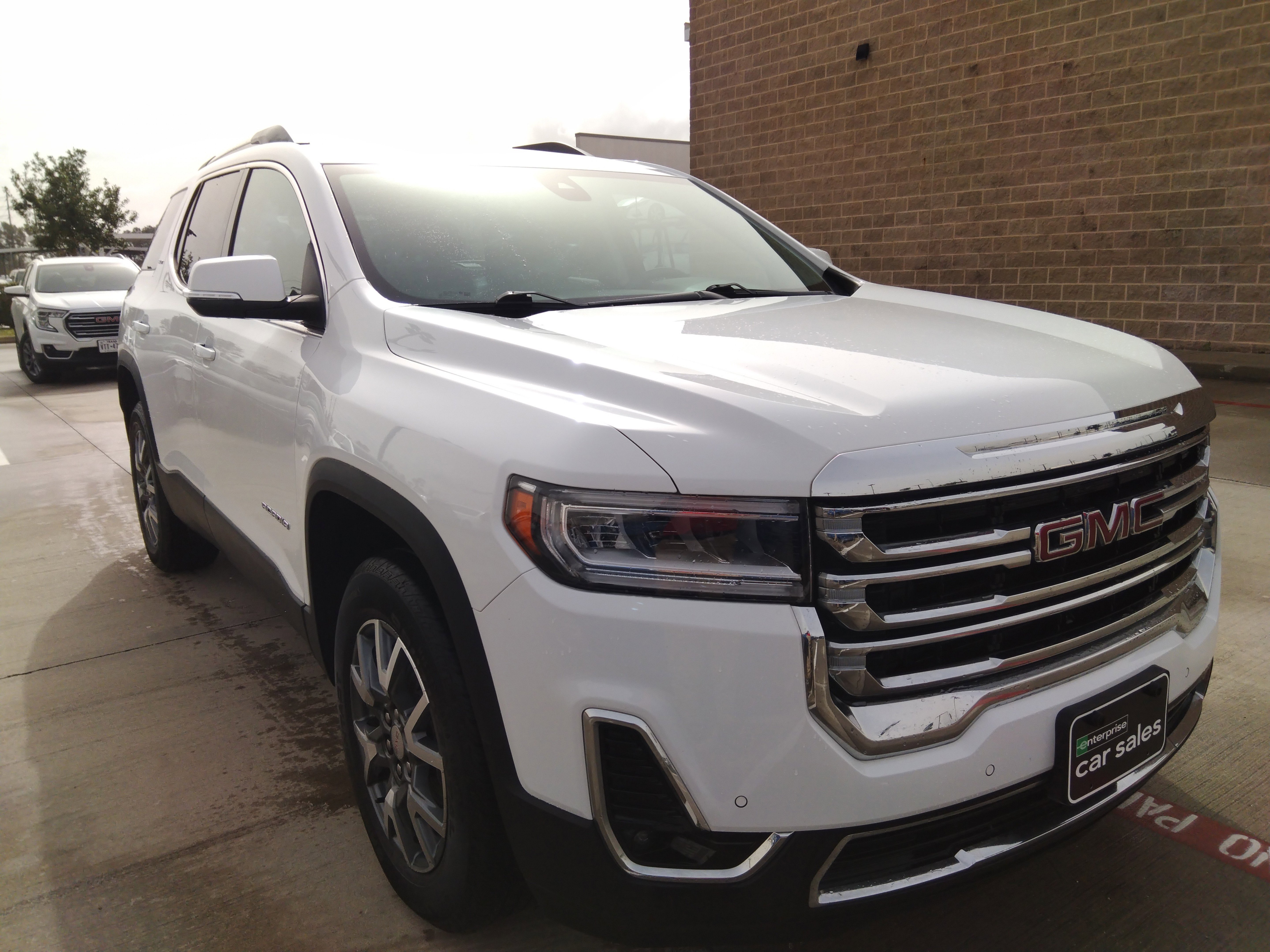 2023 GMC Acadia SLT