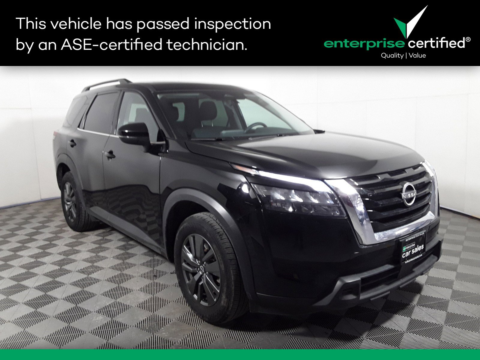 Used 2024 Nissan Pathfinder SV 4WD