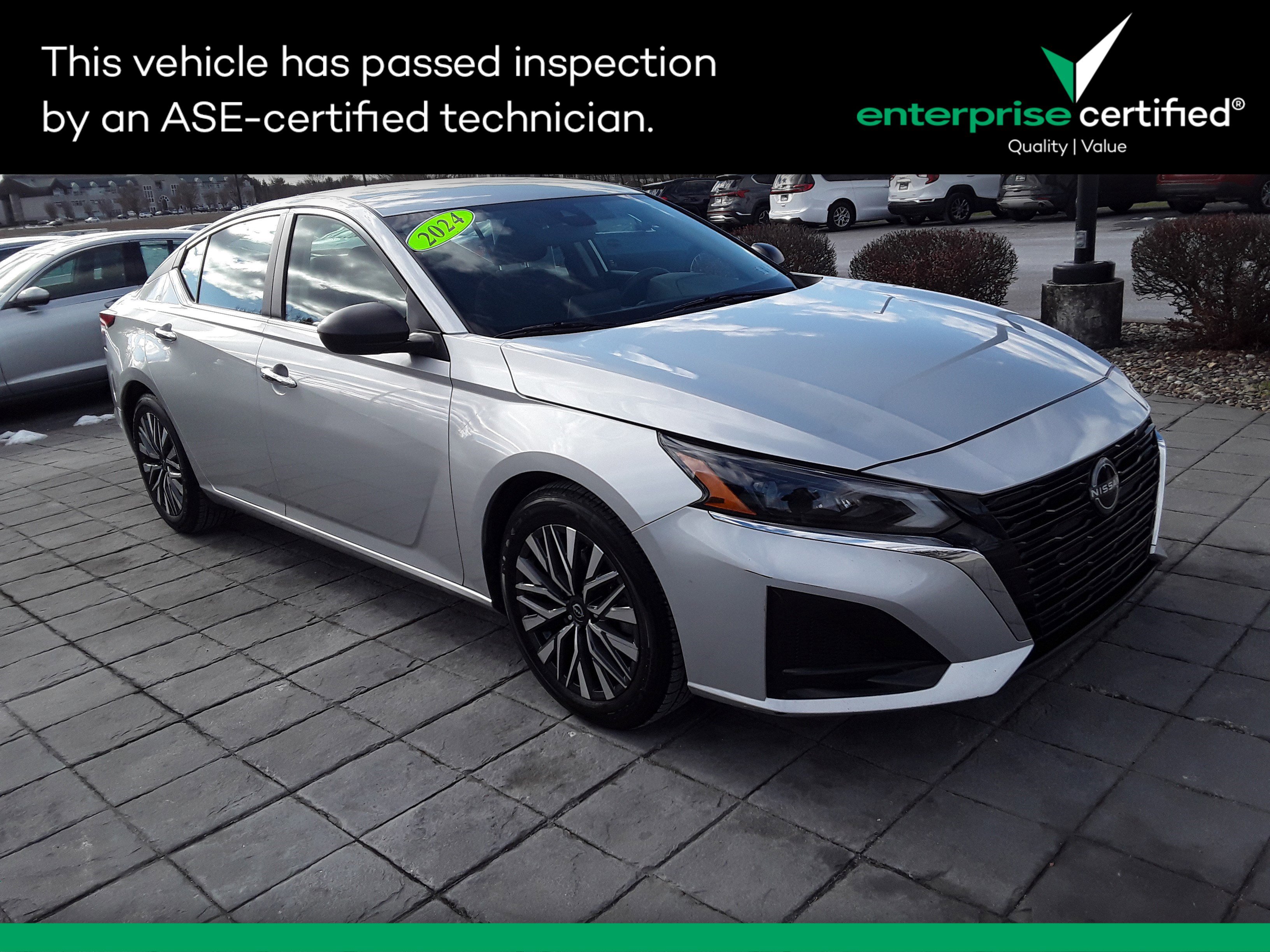 Used 2024 Nissan Altima 2.5 SV Sedan