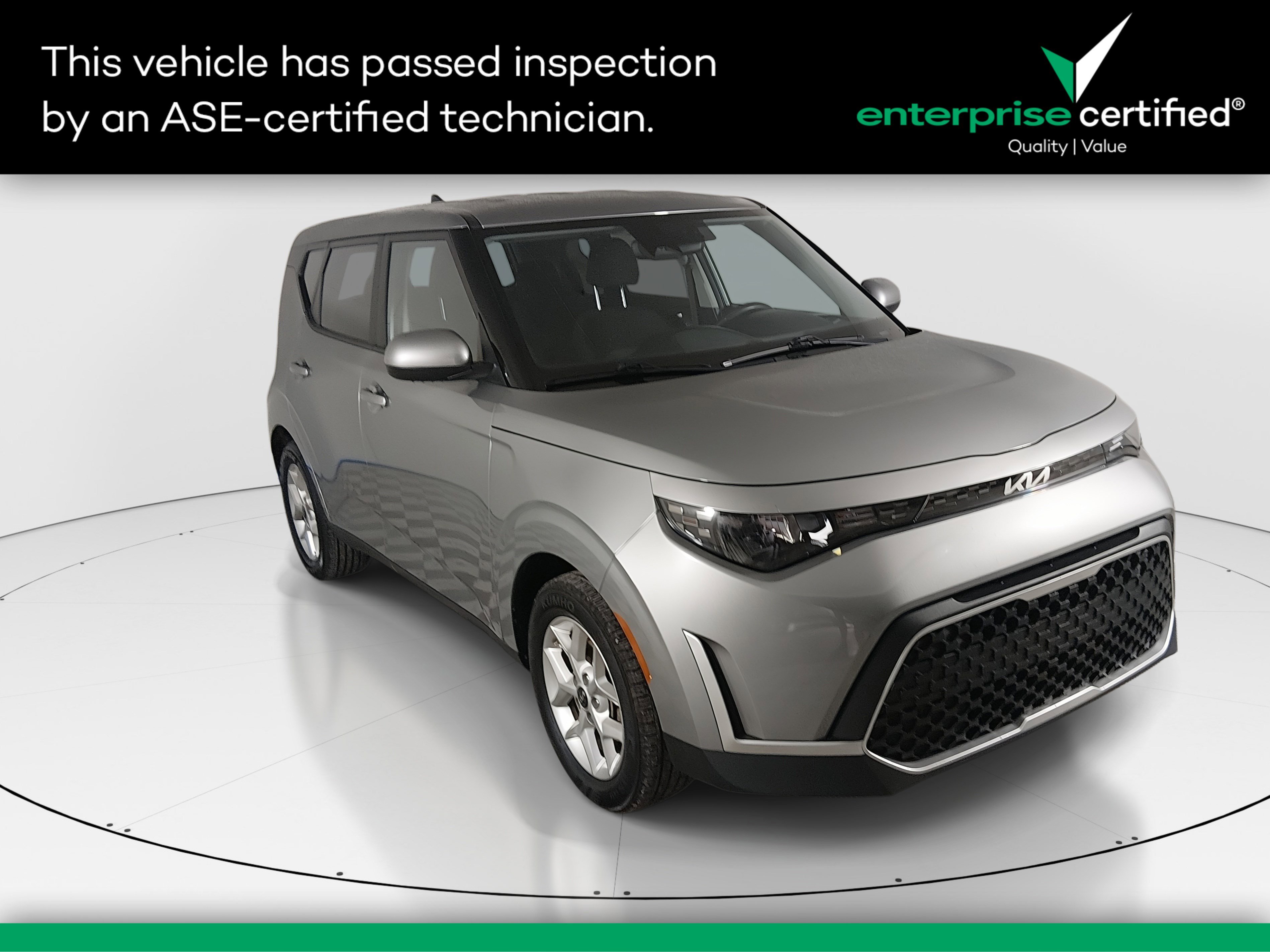 2024 Kia Soul LX's photo