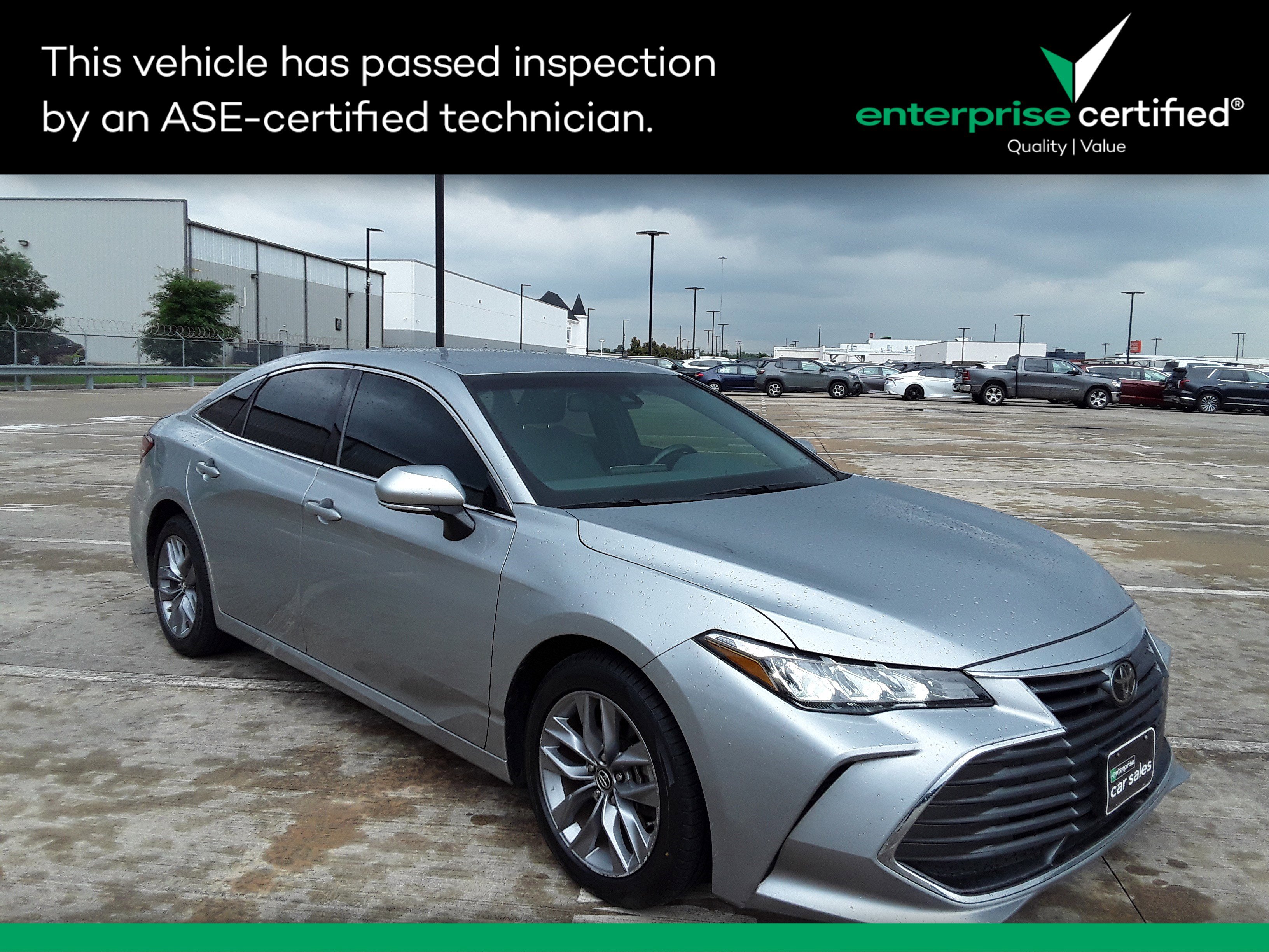 2019 Toyota Avalon XLE