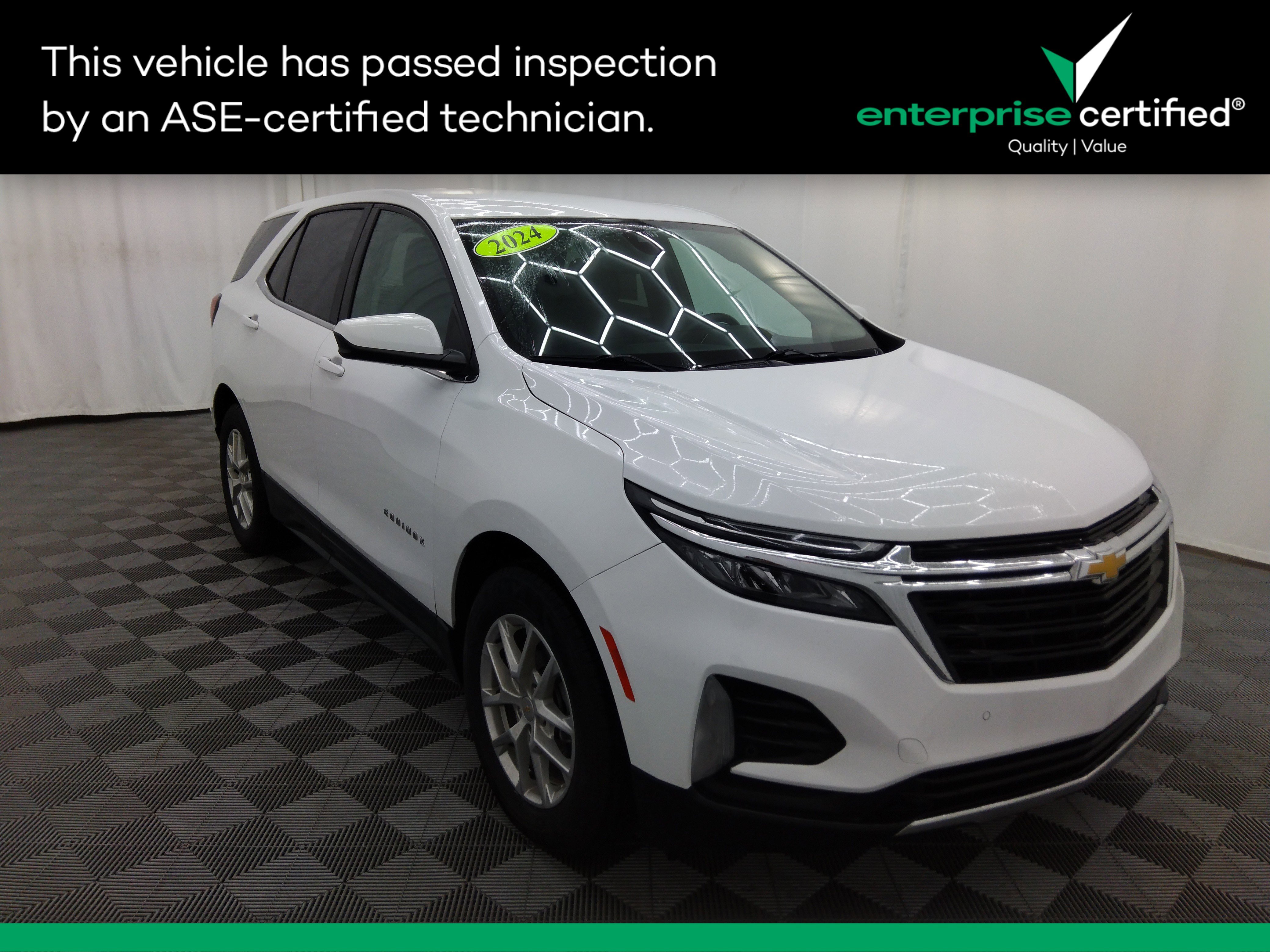 2024 Chevrolet Equinox LT's photo