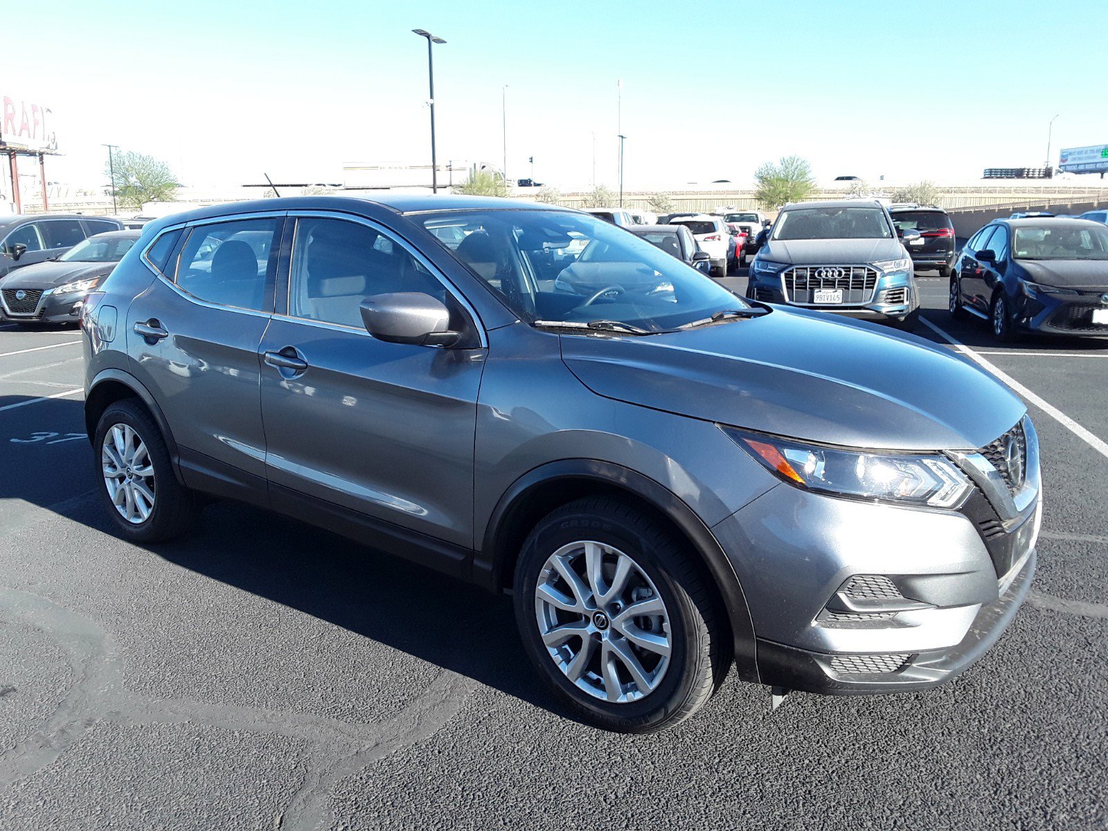 2022 Nissan Rogue Sport FWD S