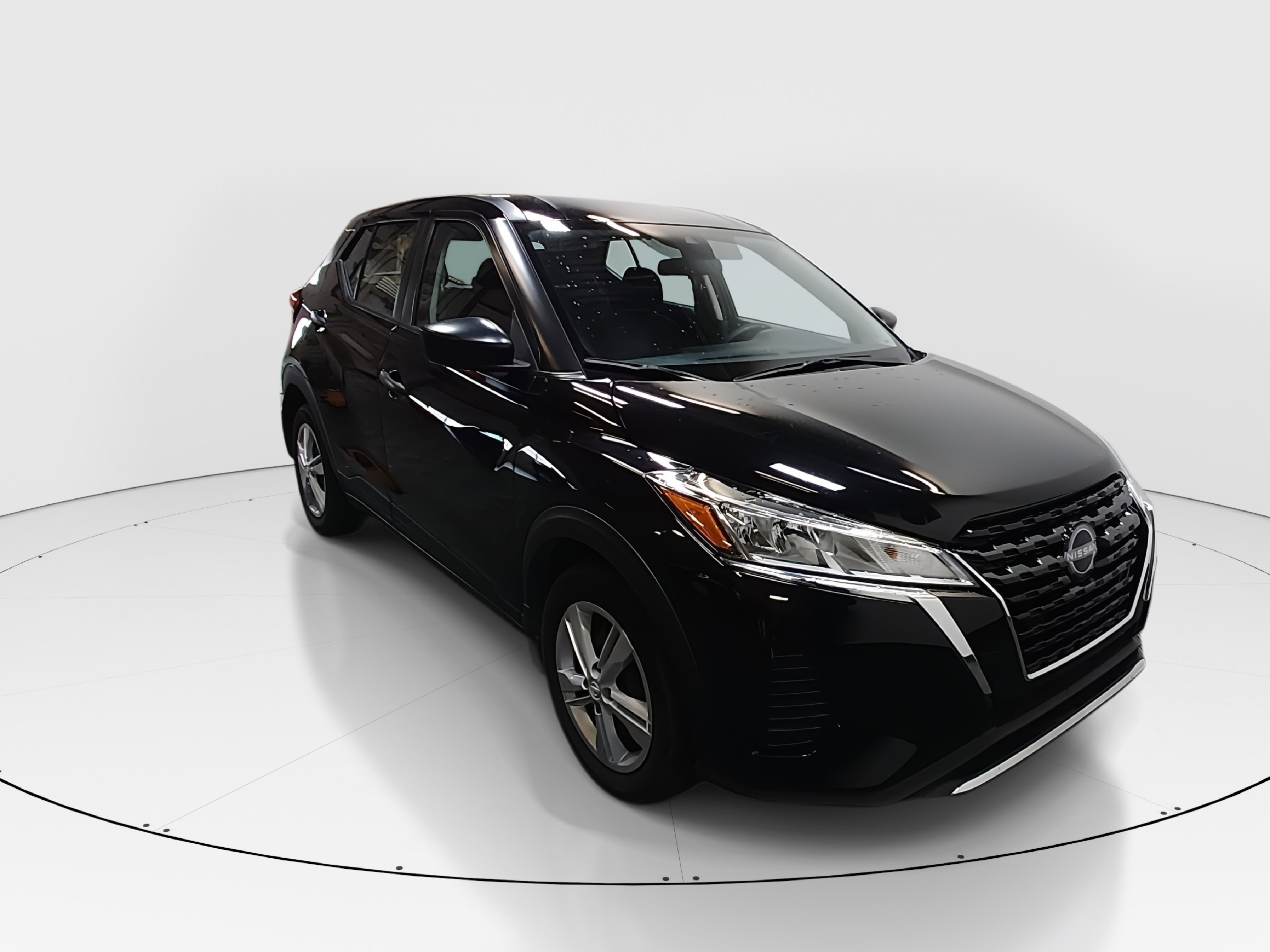 Used 2023 Nissan Kicks S FWD