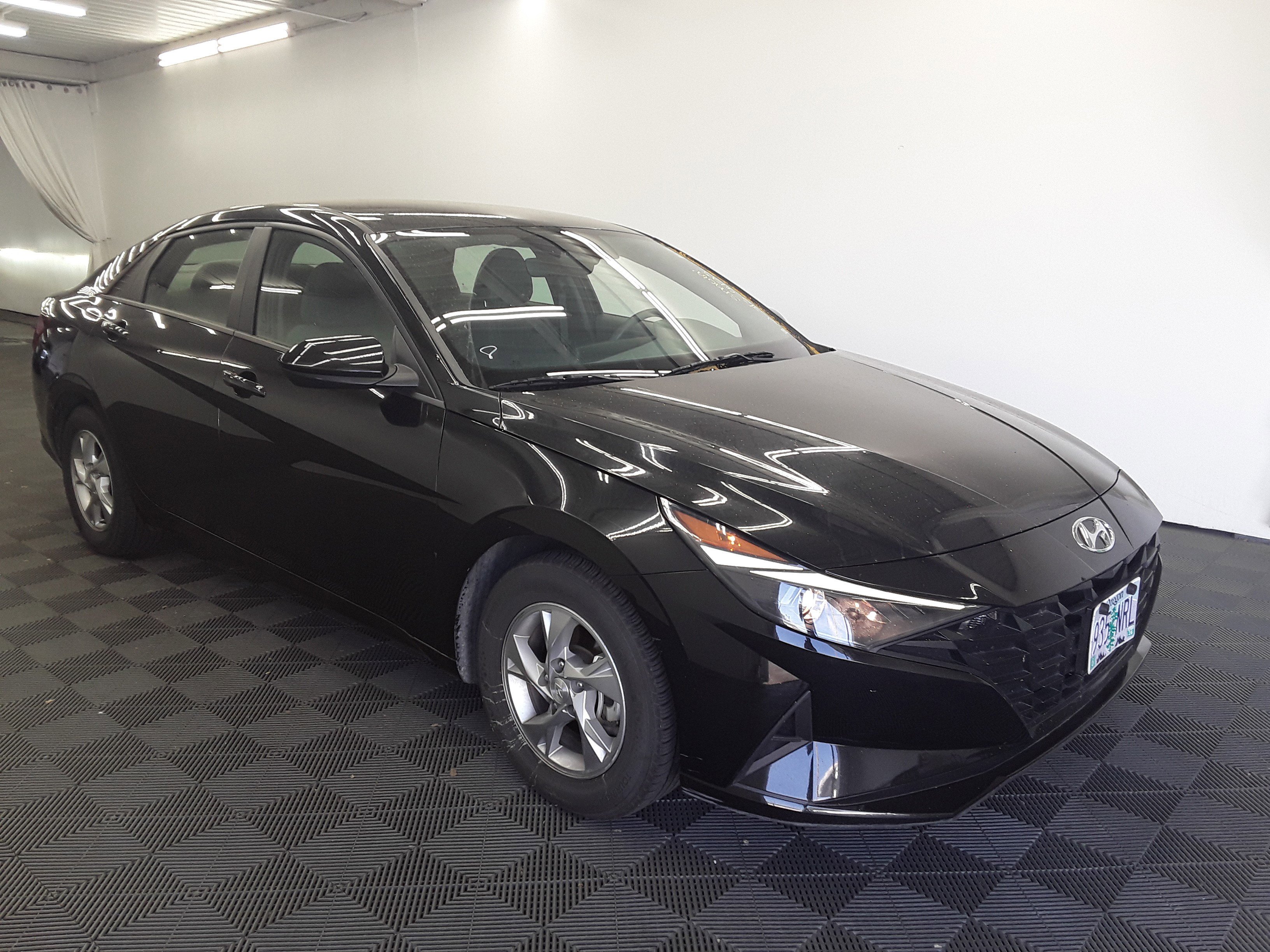 Used 2022 Hyundai Elantra SE IVT