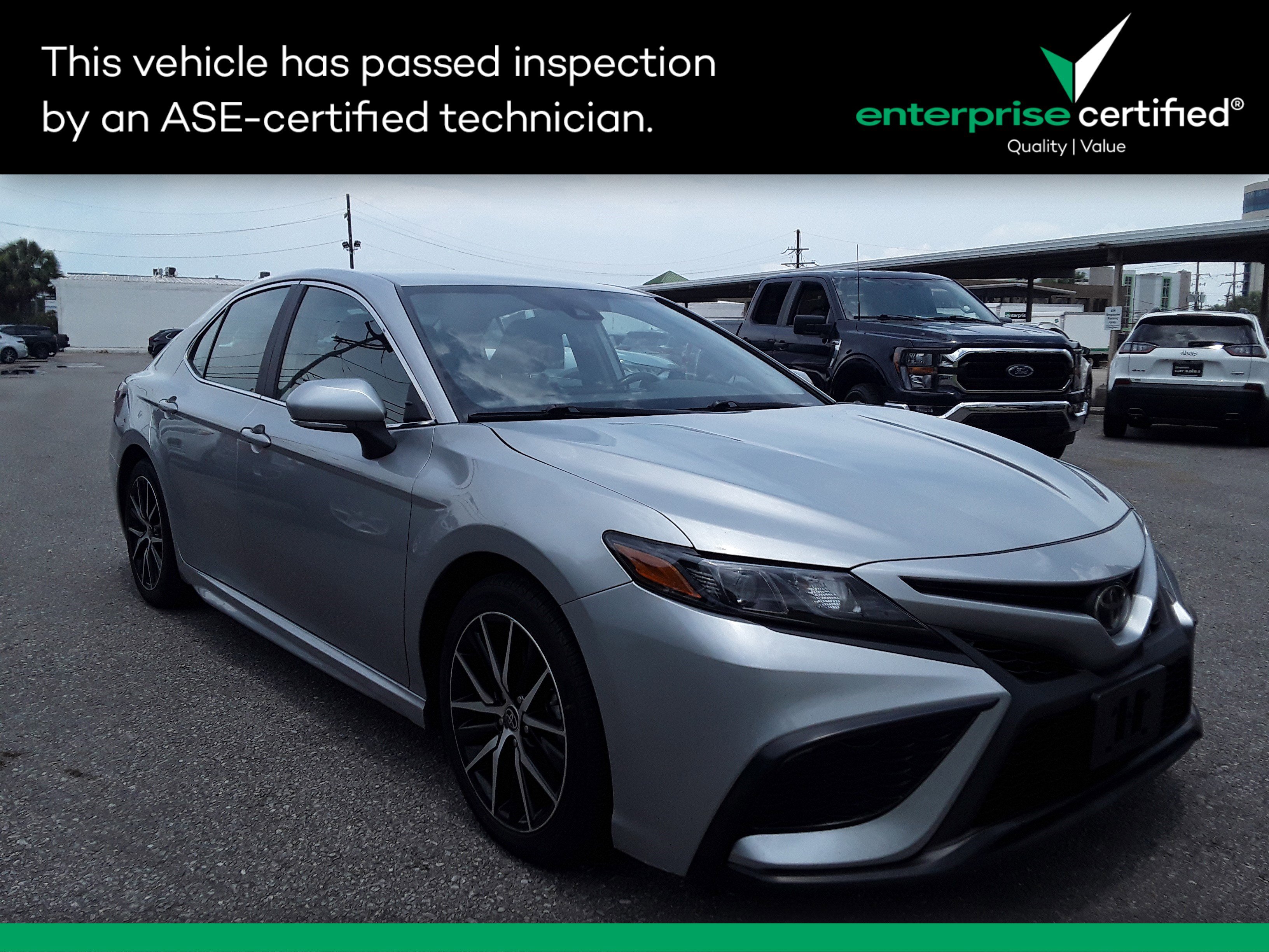 2023 Toyota Camry SE Auto
